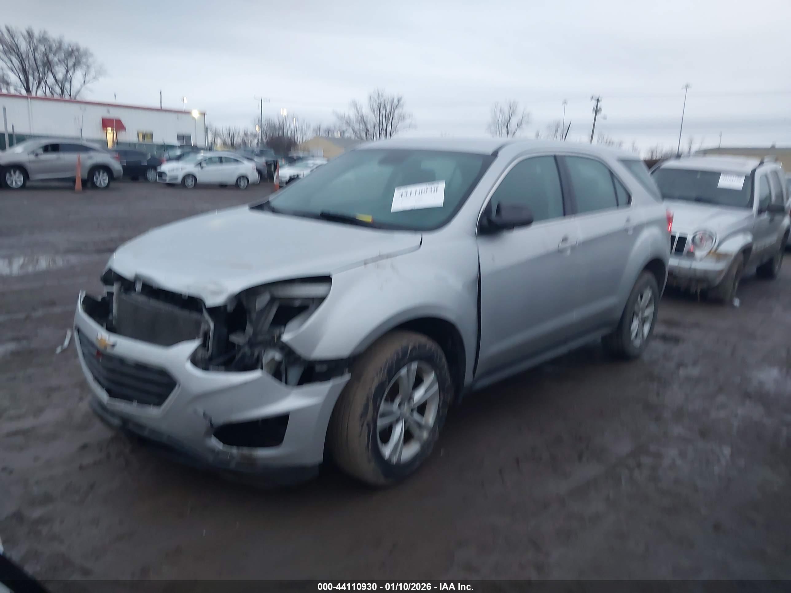 CHEVROLET EQUINOX image 2