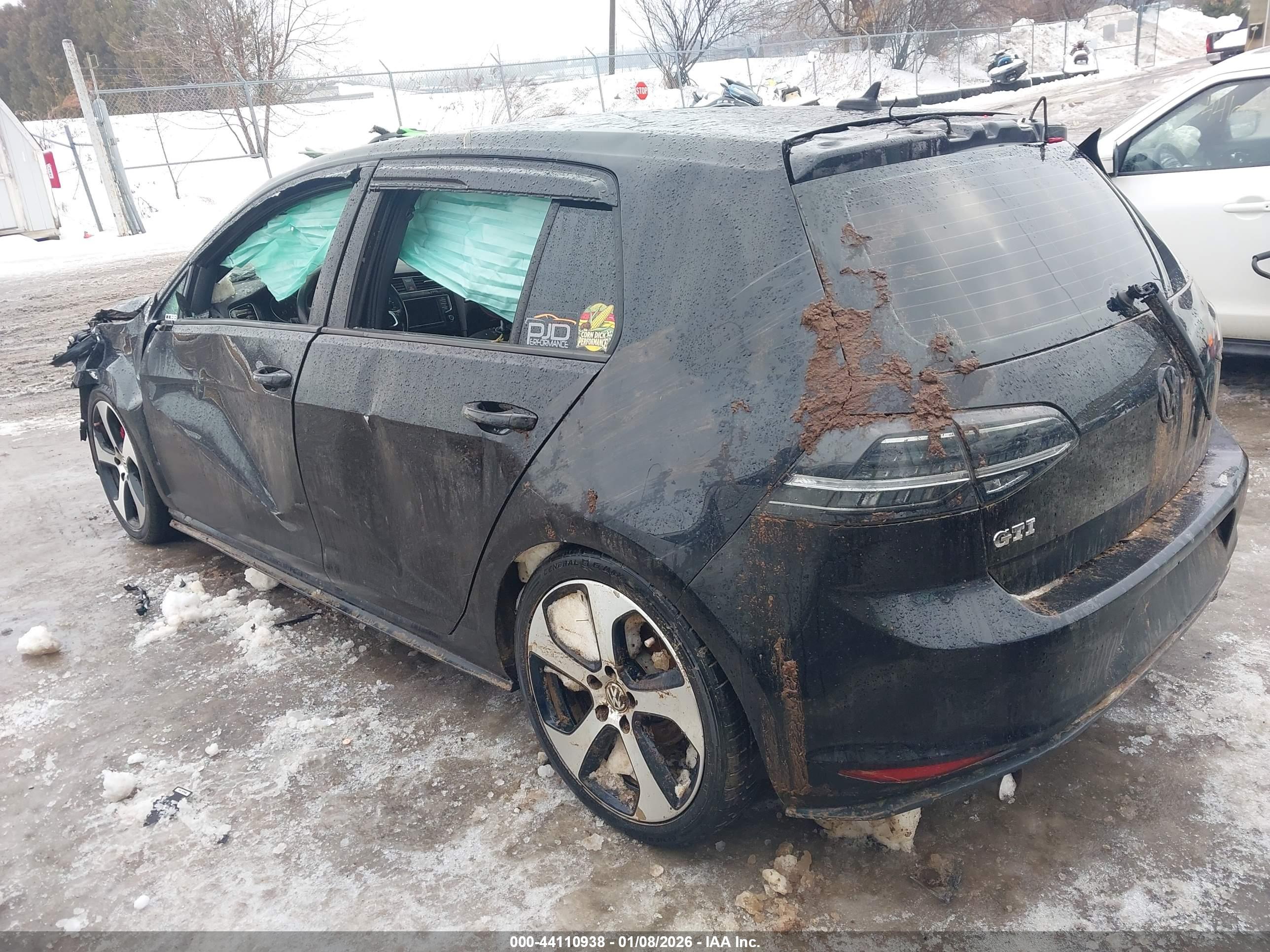 VOLKSWAGEN GOLF image 3