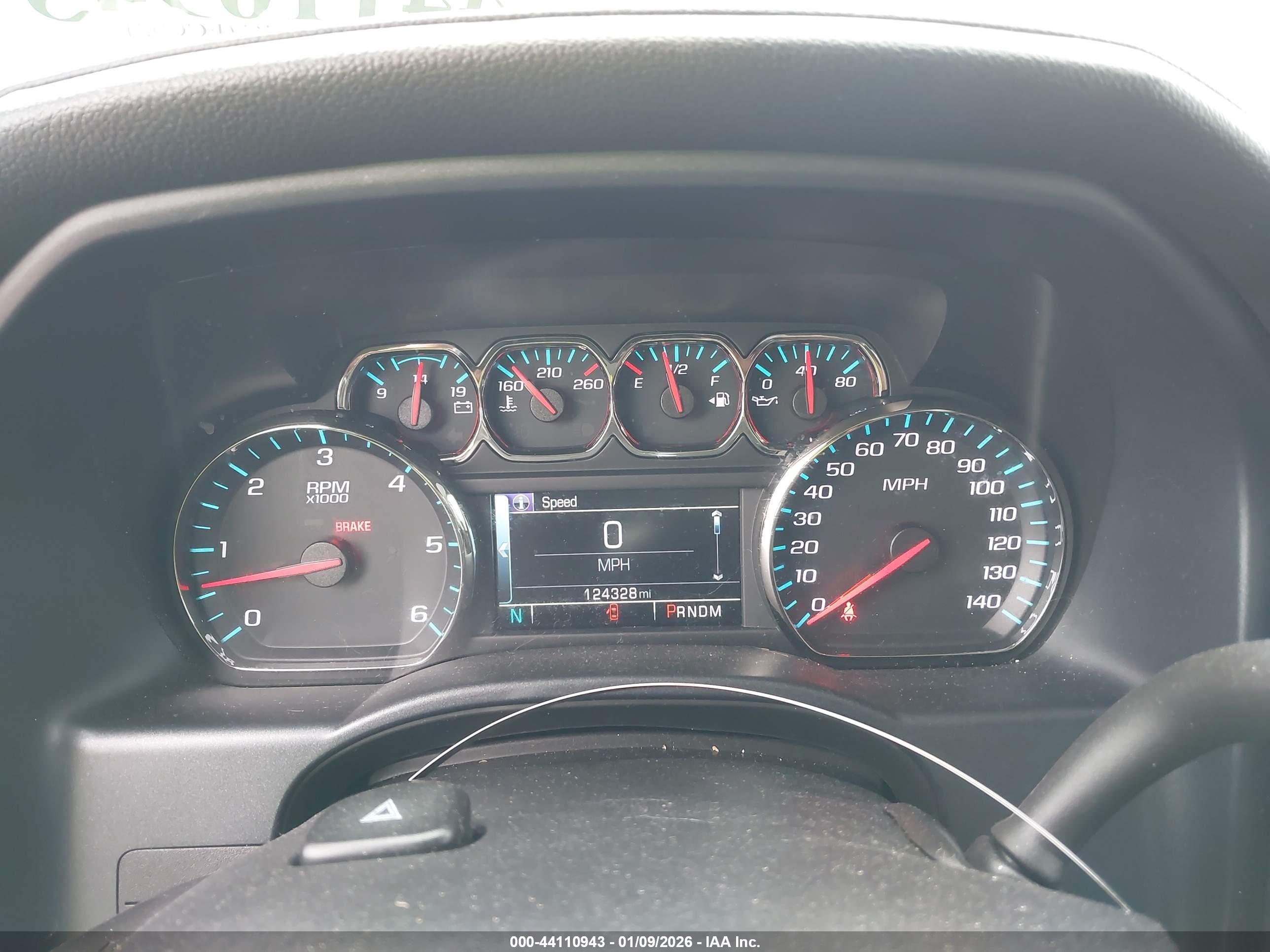 CHEVROLET SILVERADO image 7