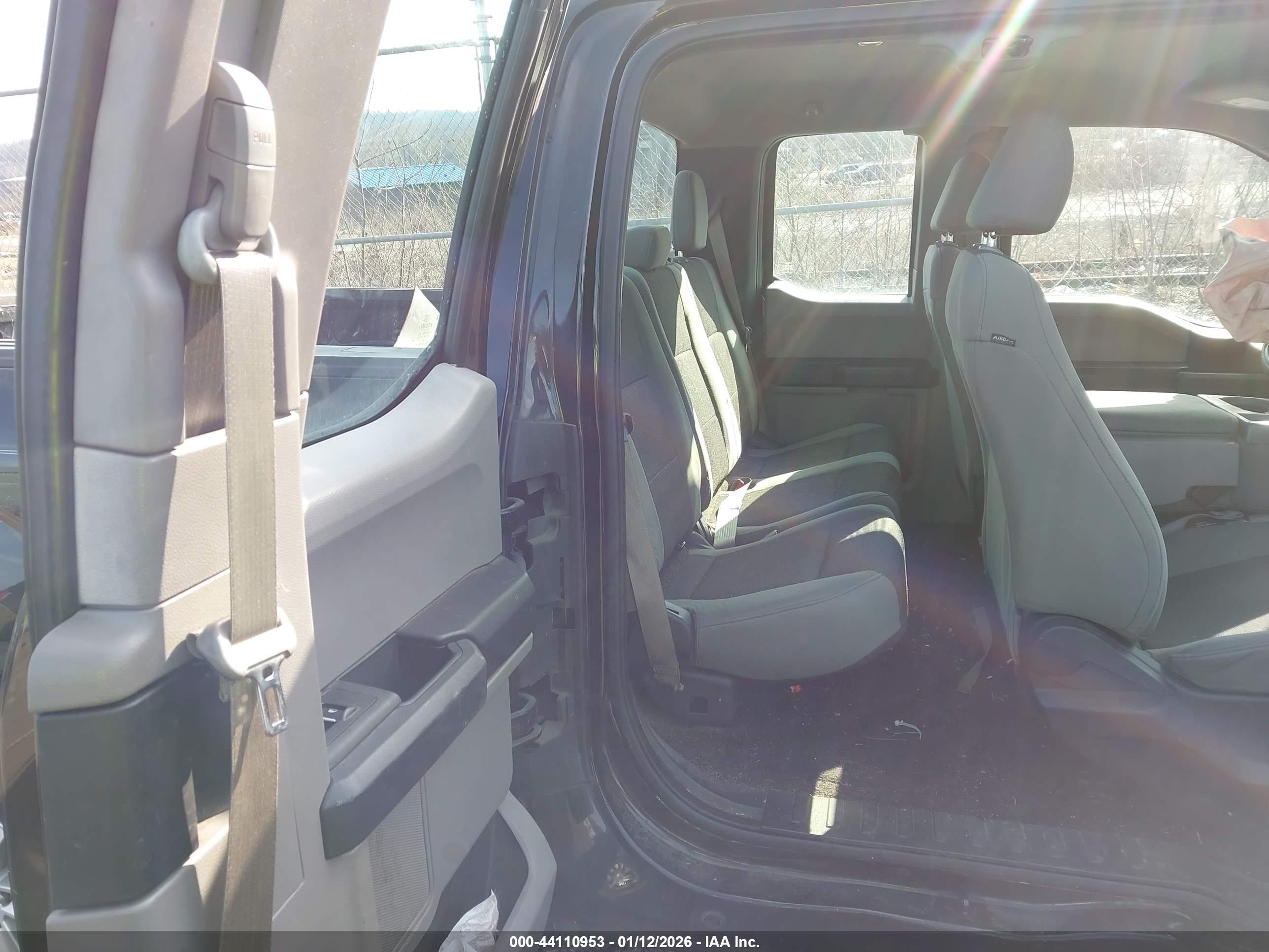FORD F-150 image 8