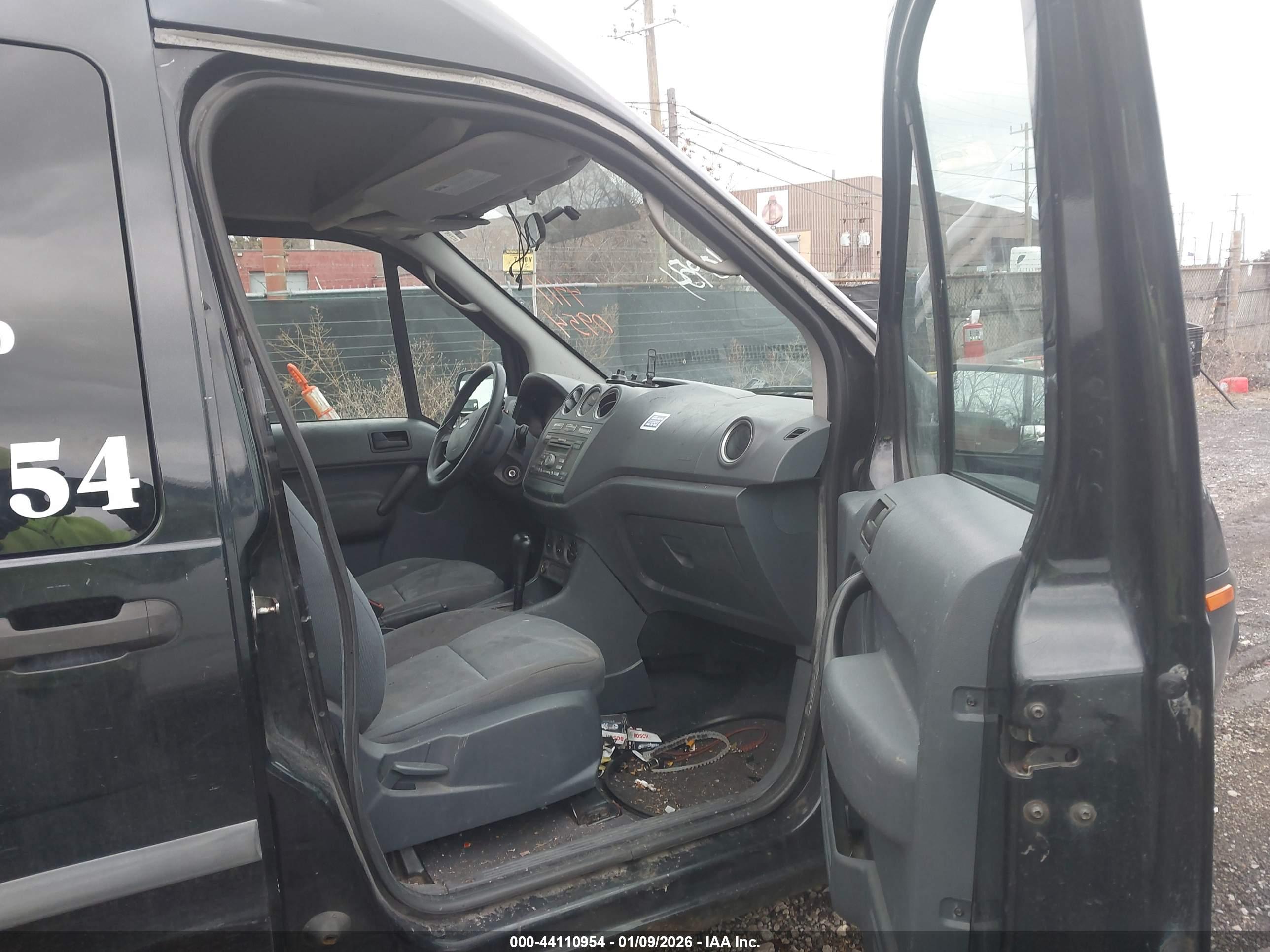 FORD TRANSIT image 5