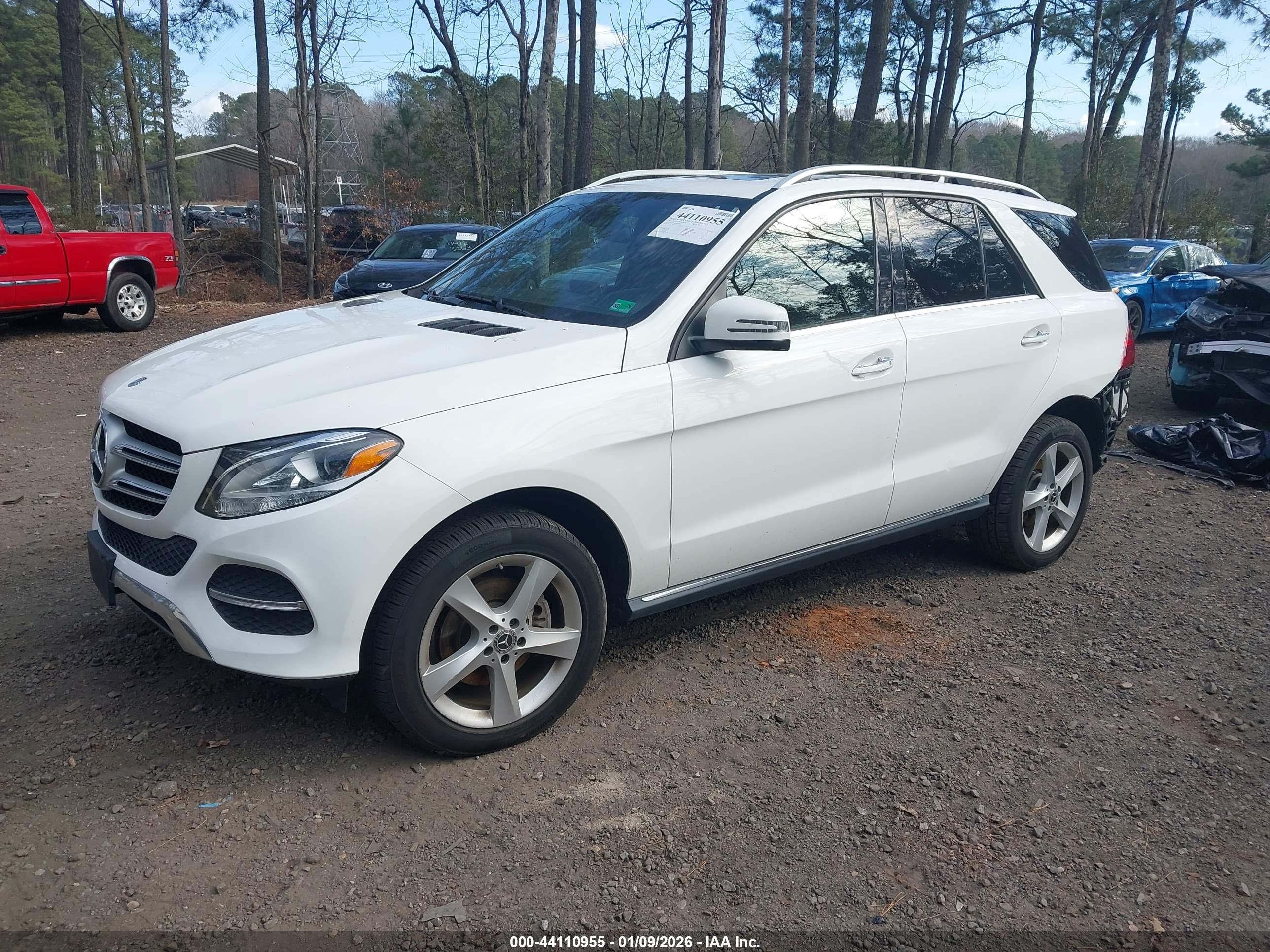 MERCEDES-BENZ GLE image 2
