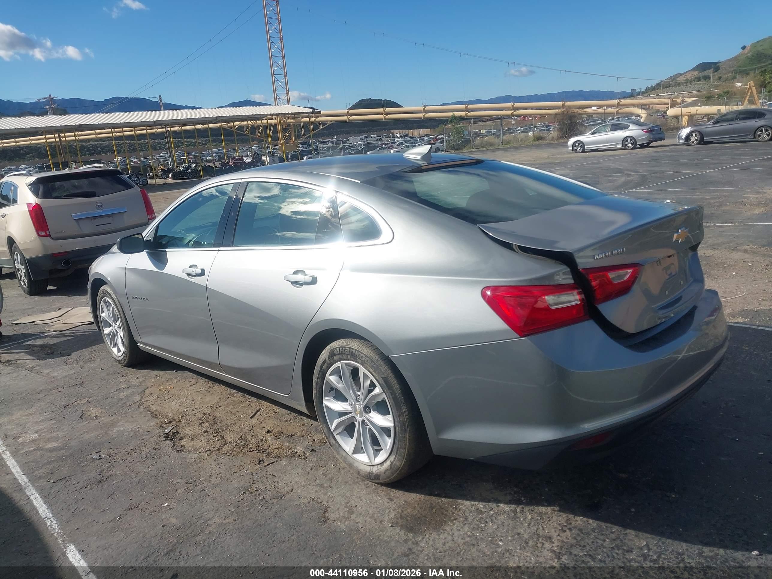 CHEVROLET MALIBU image 3