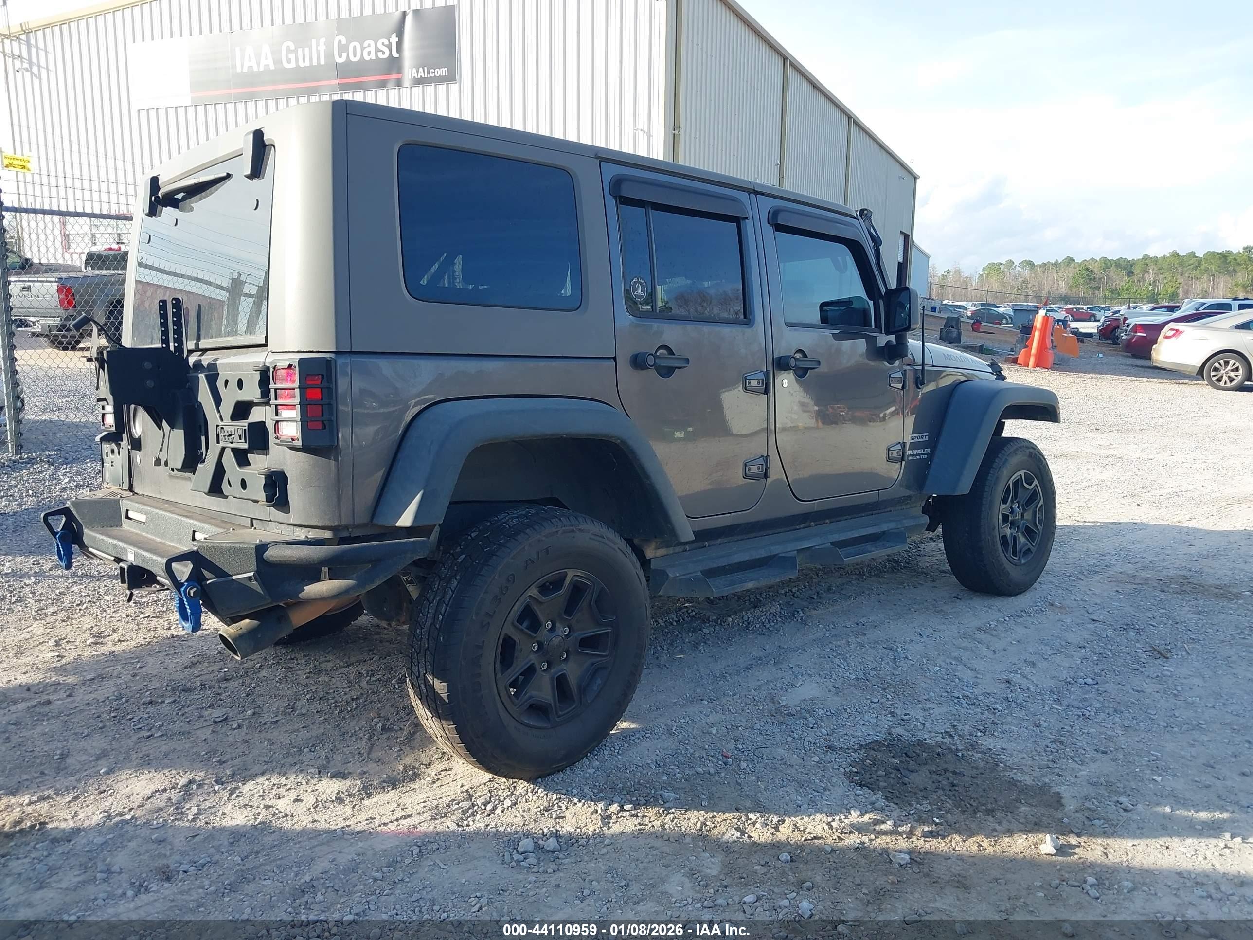 JEEP WRANGLER image 4