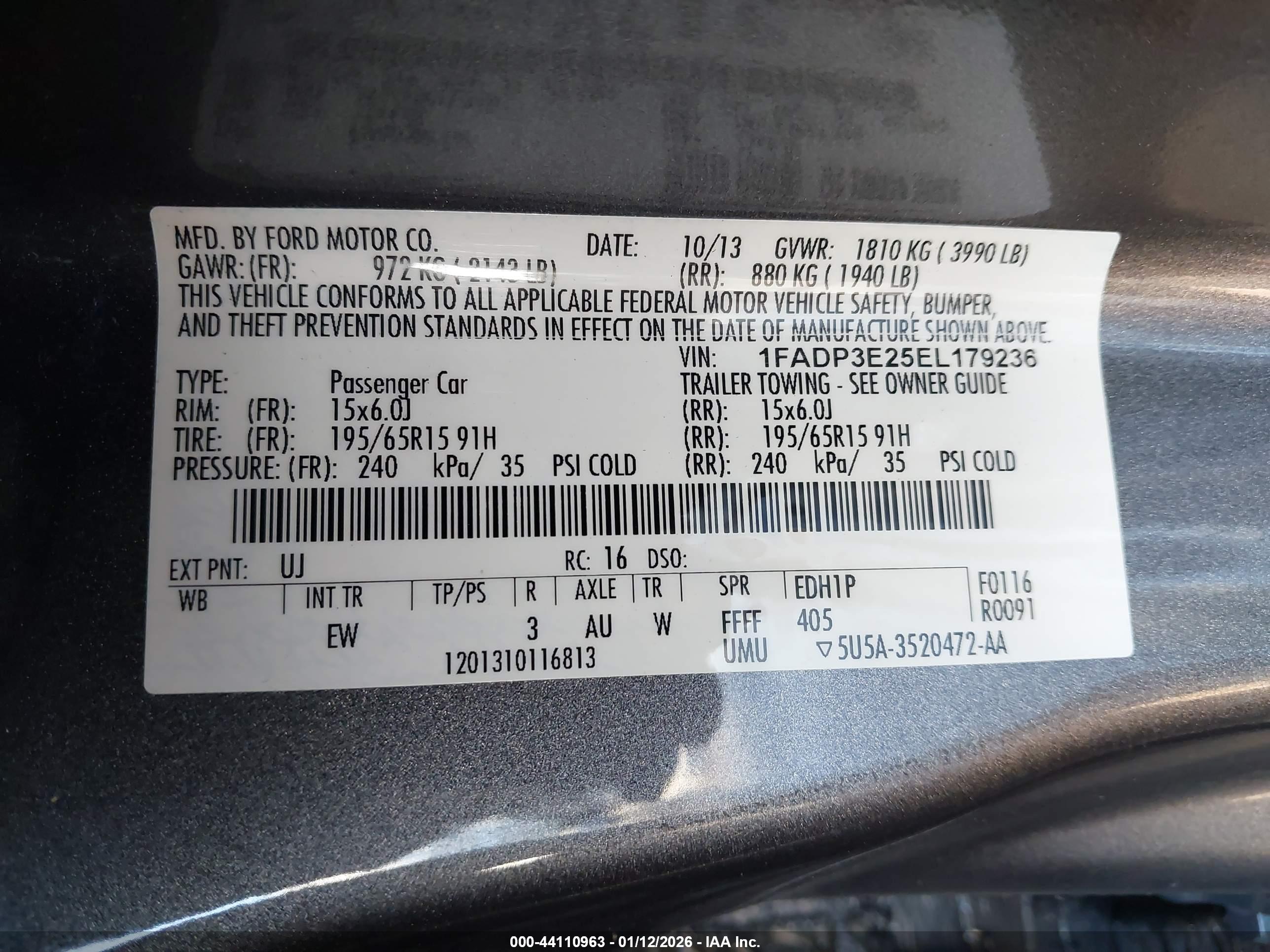 FORD FOCUS image 9
