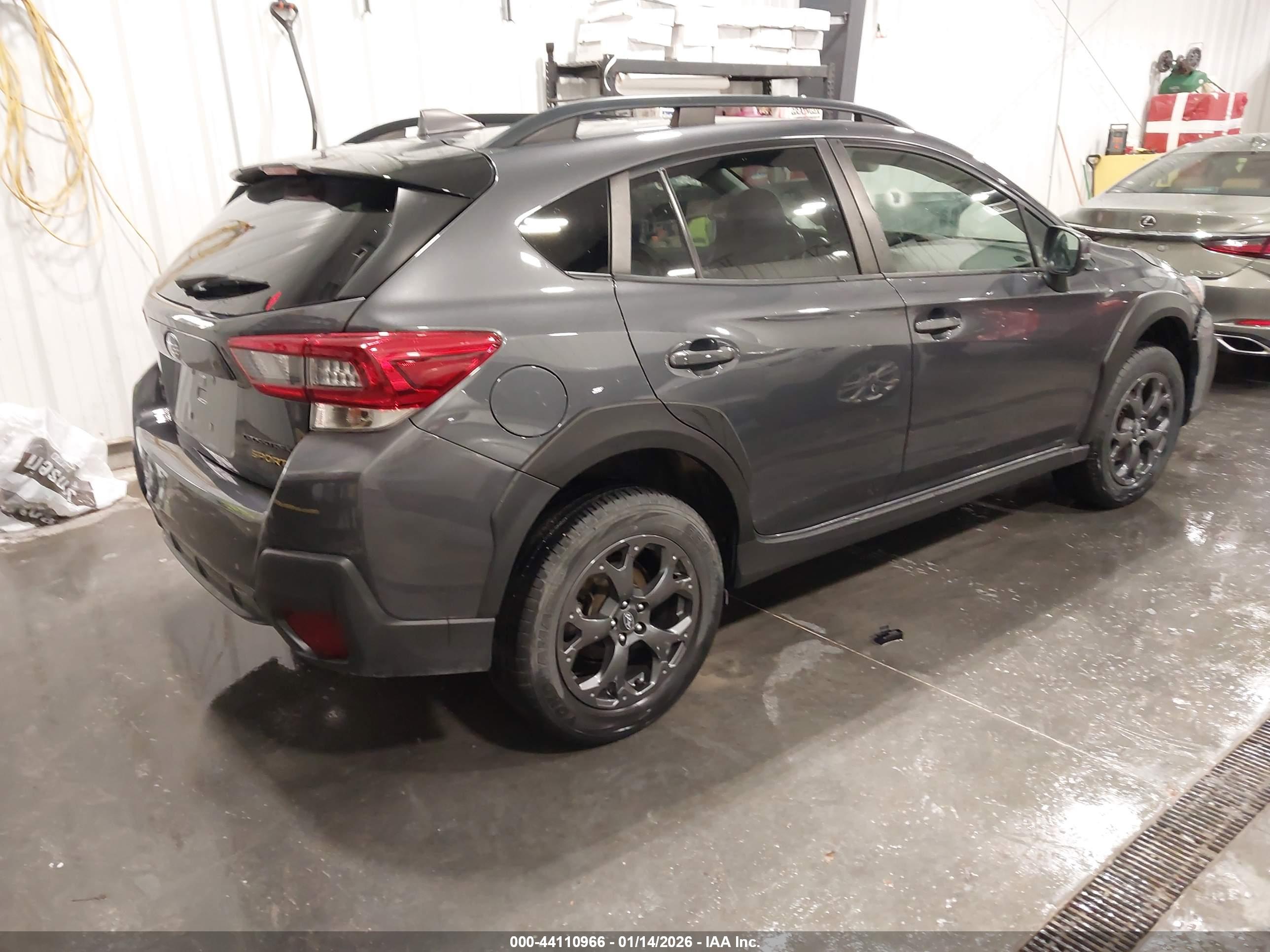 SUBARU CROSSTREK image 4