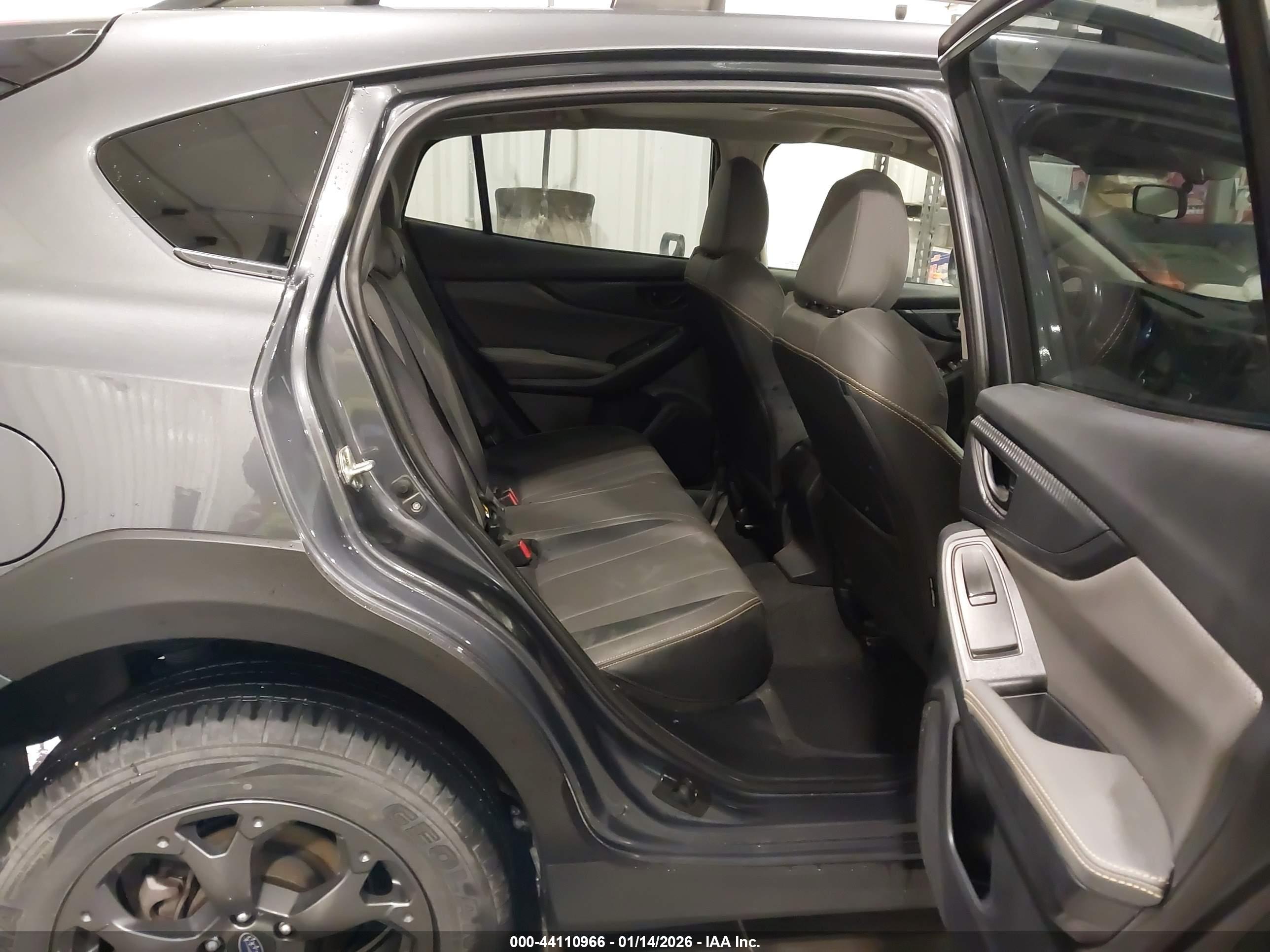 SUBARU CROSSTREK image 8