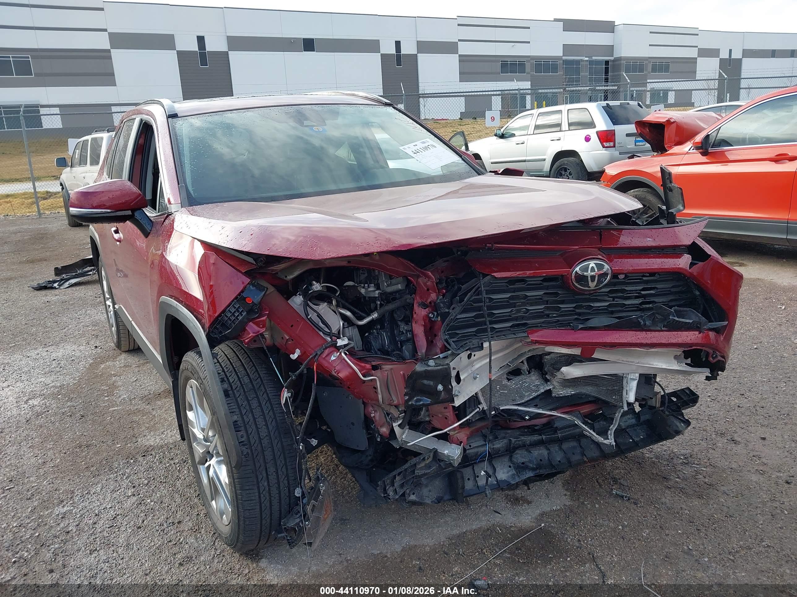 TOYOTA RAV4 image 6