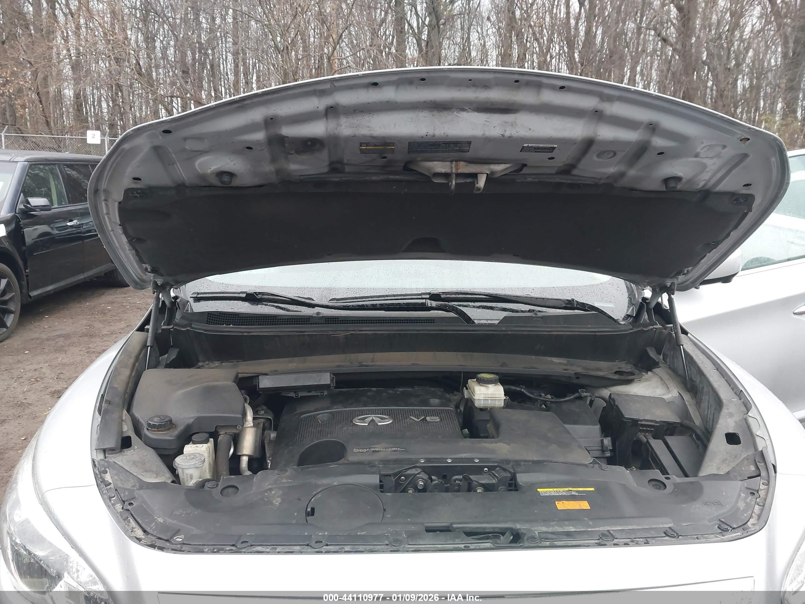 INFINITI QX60 image 10