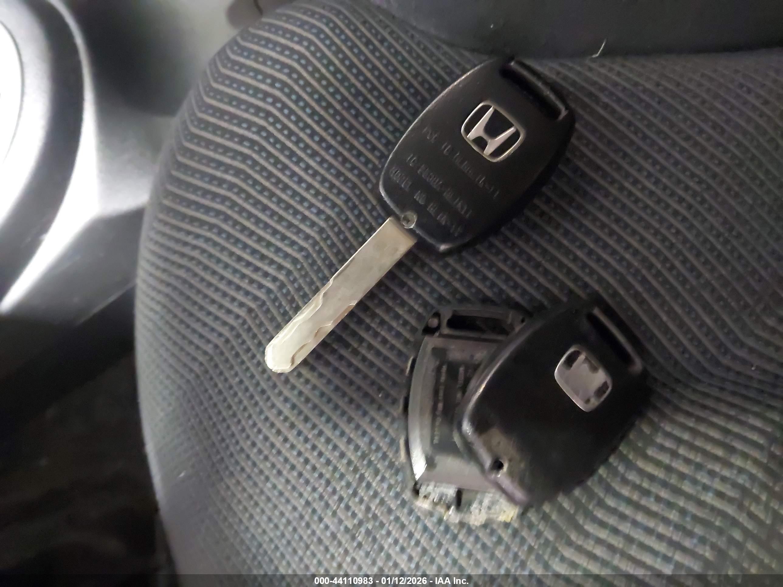 HONDA FIT image 11