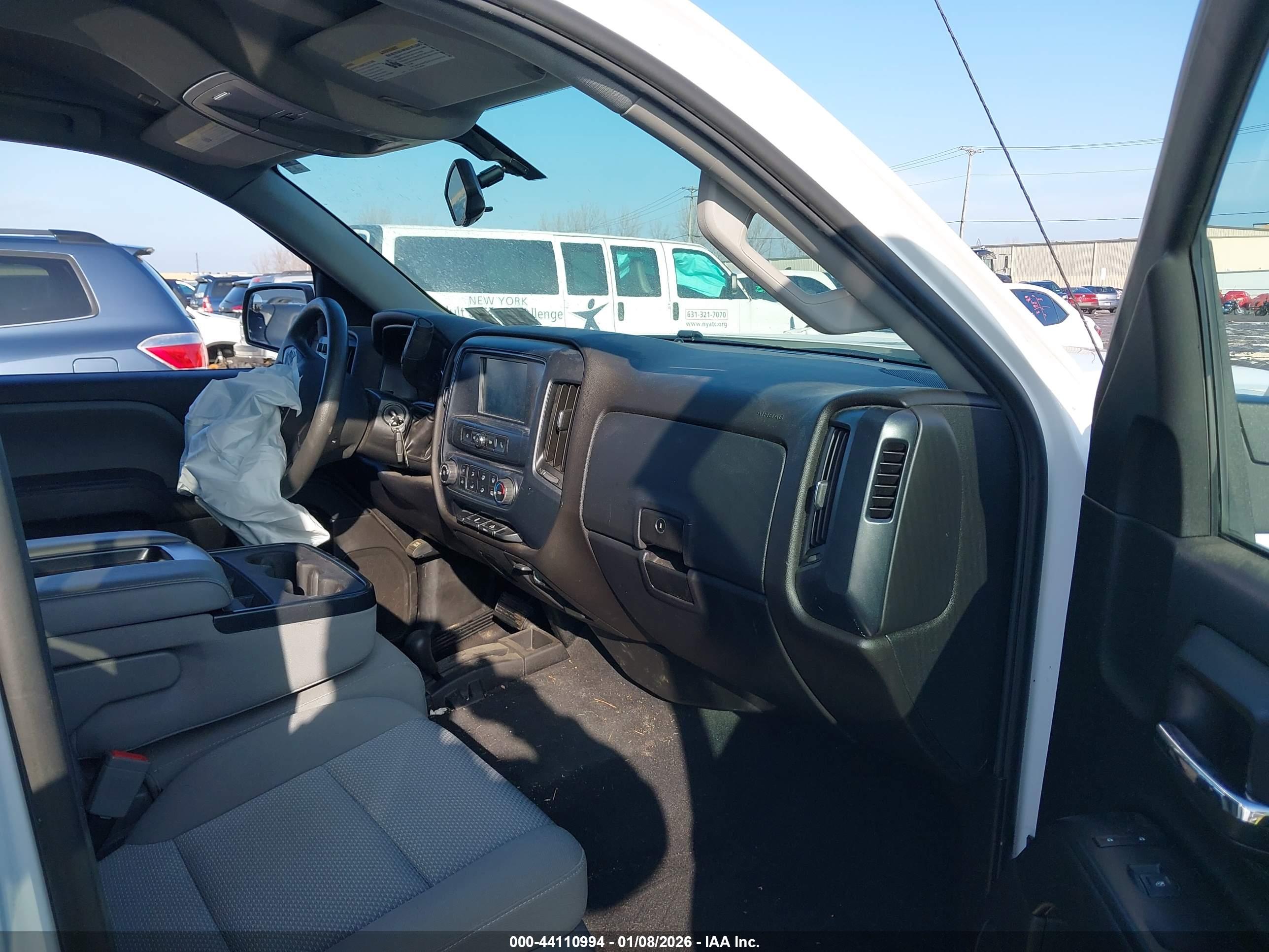 GMC SIERRA image 5