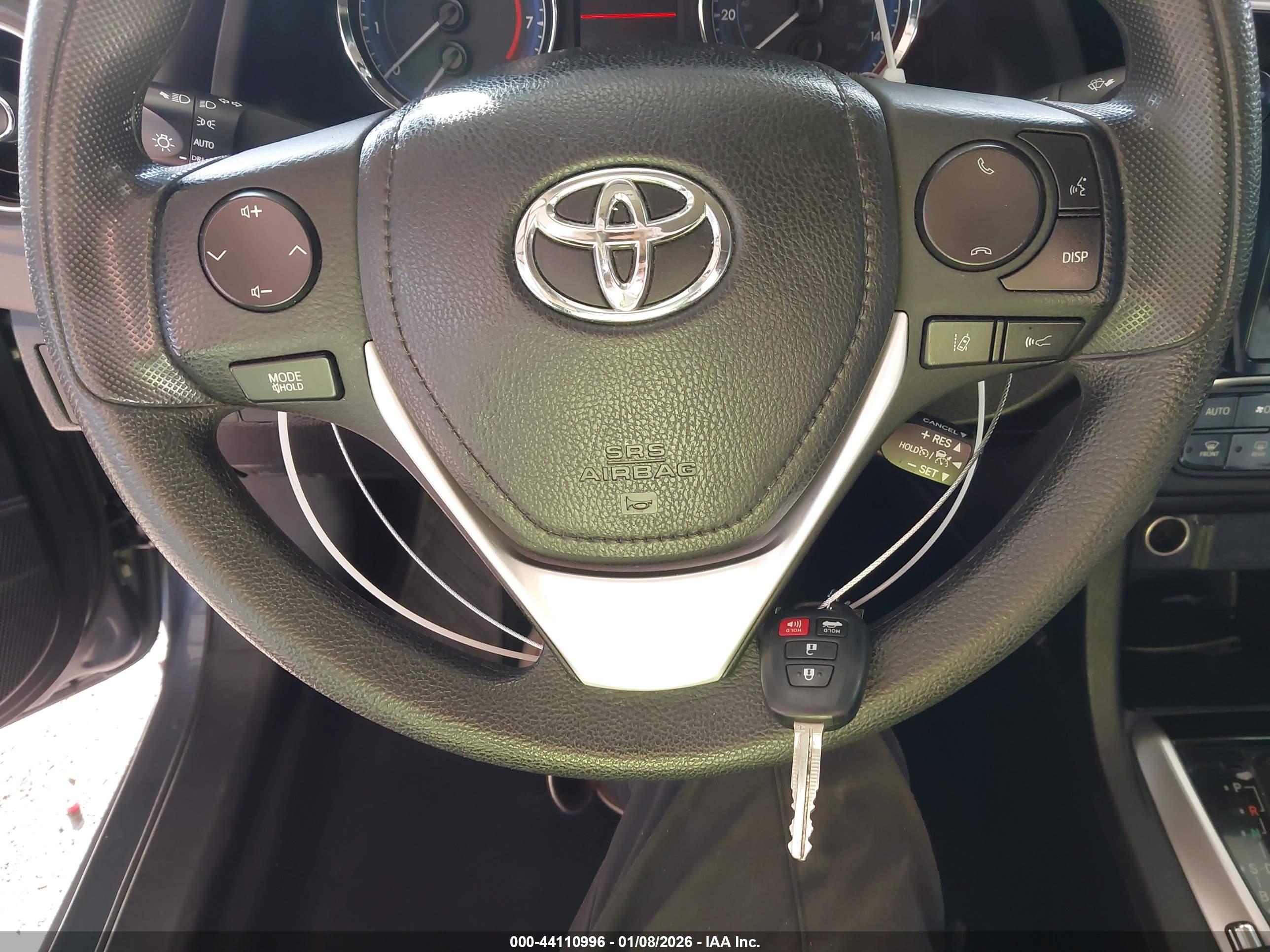 TOYOTA COROLLA image 11