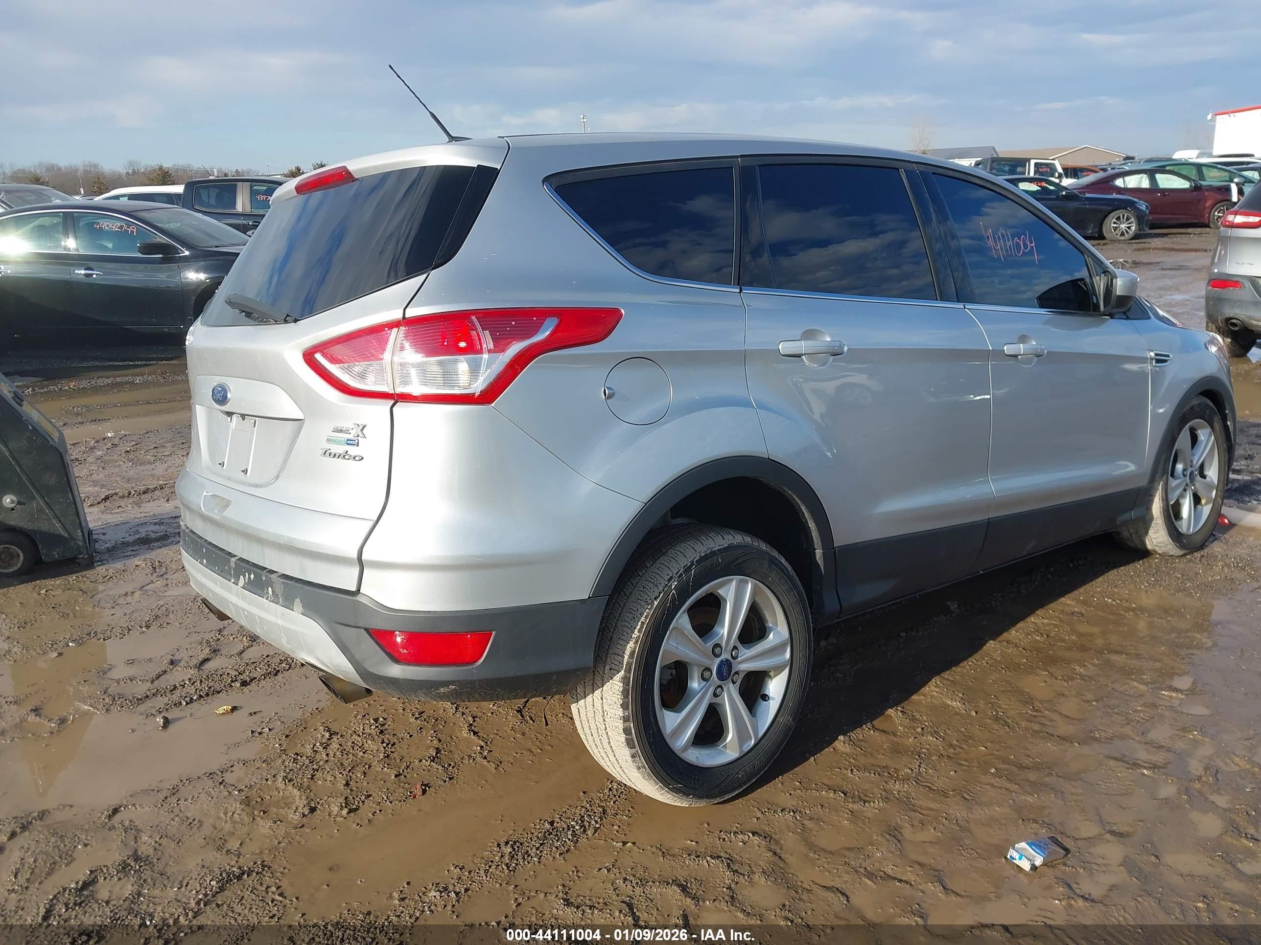 FORD ESCAPE image 4