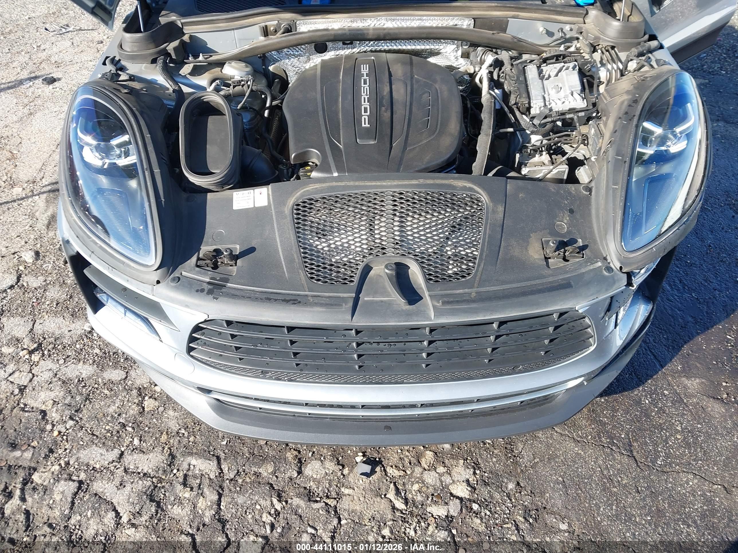 PORSCHE MACAN image 10