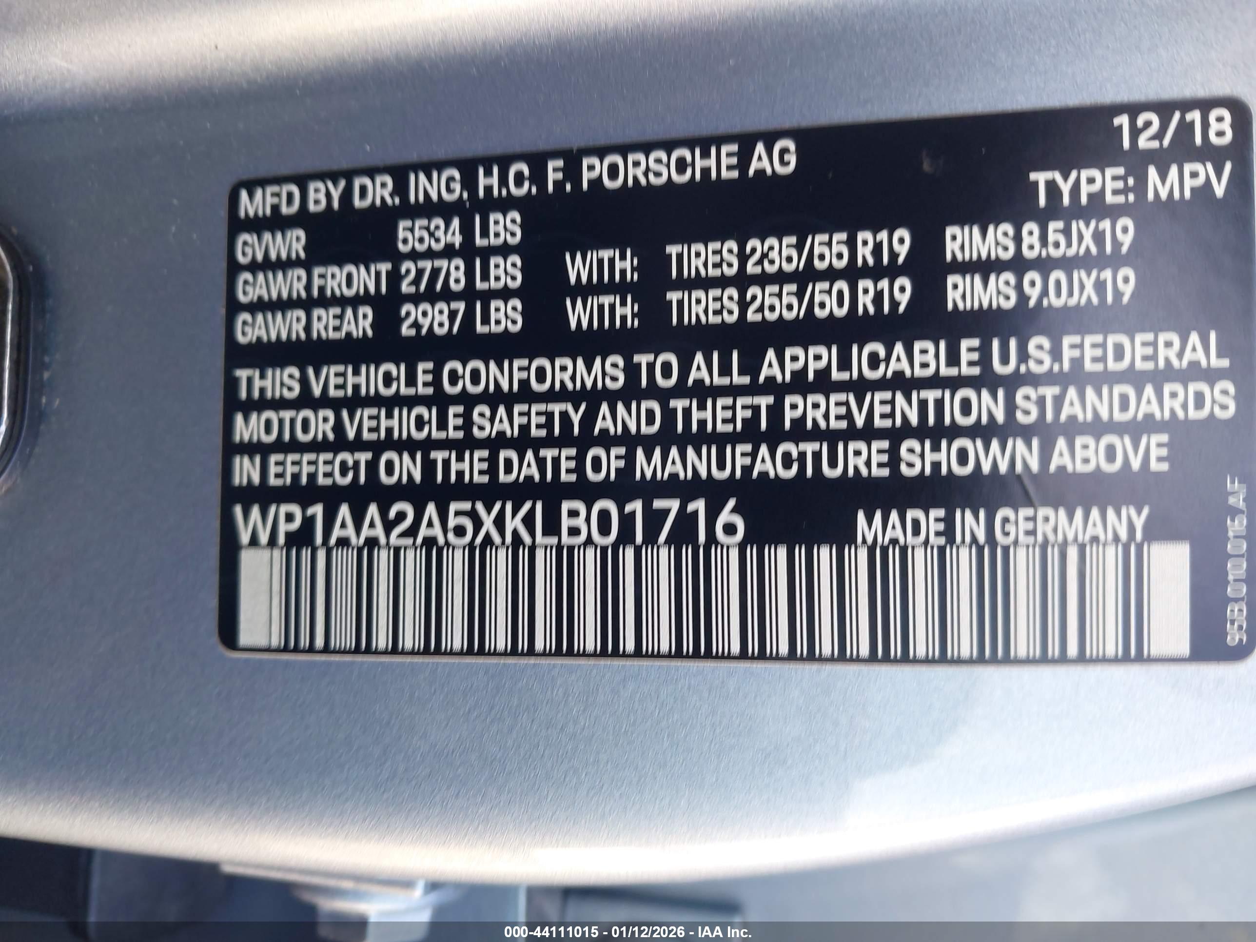 PORSCHE MACAN image 9