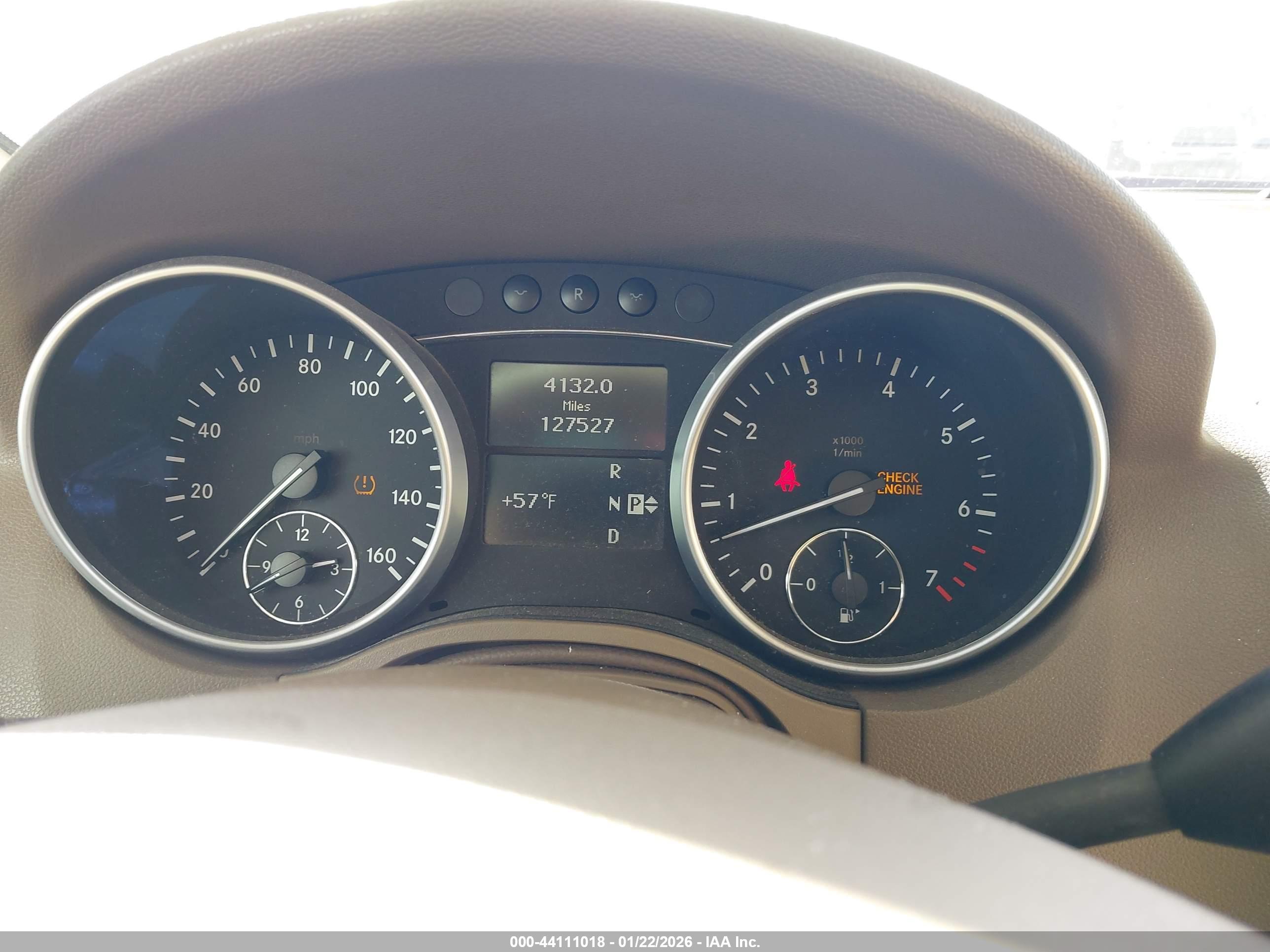 MERCEDES-BENZ ML image 7