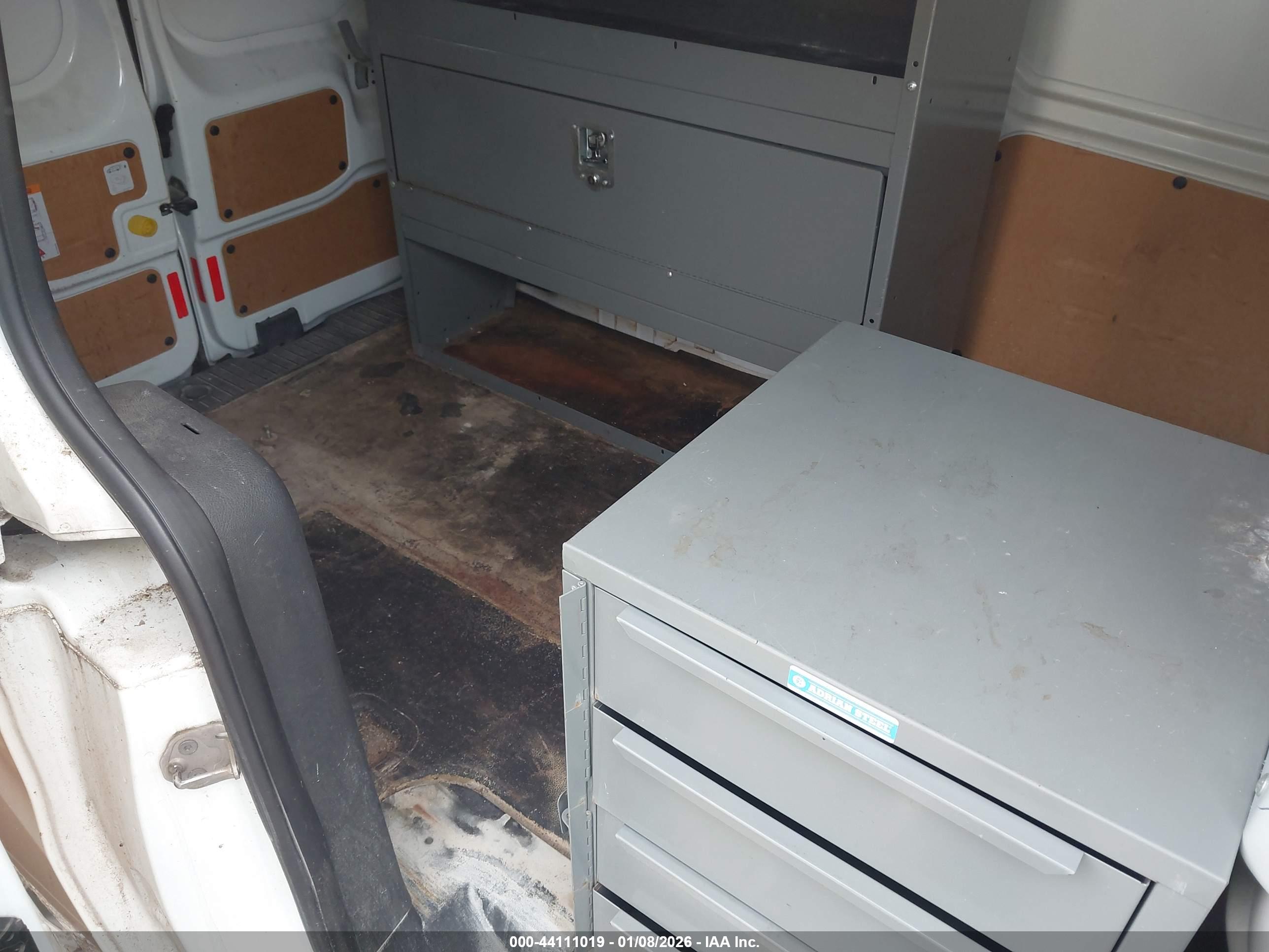 FORD TRANSIT image 8