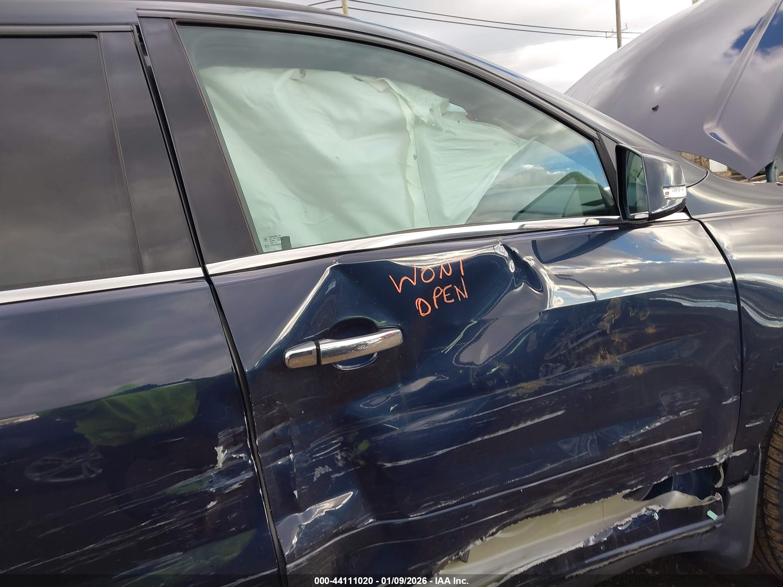 CHEVROLET TRAVERSE image 5