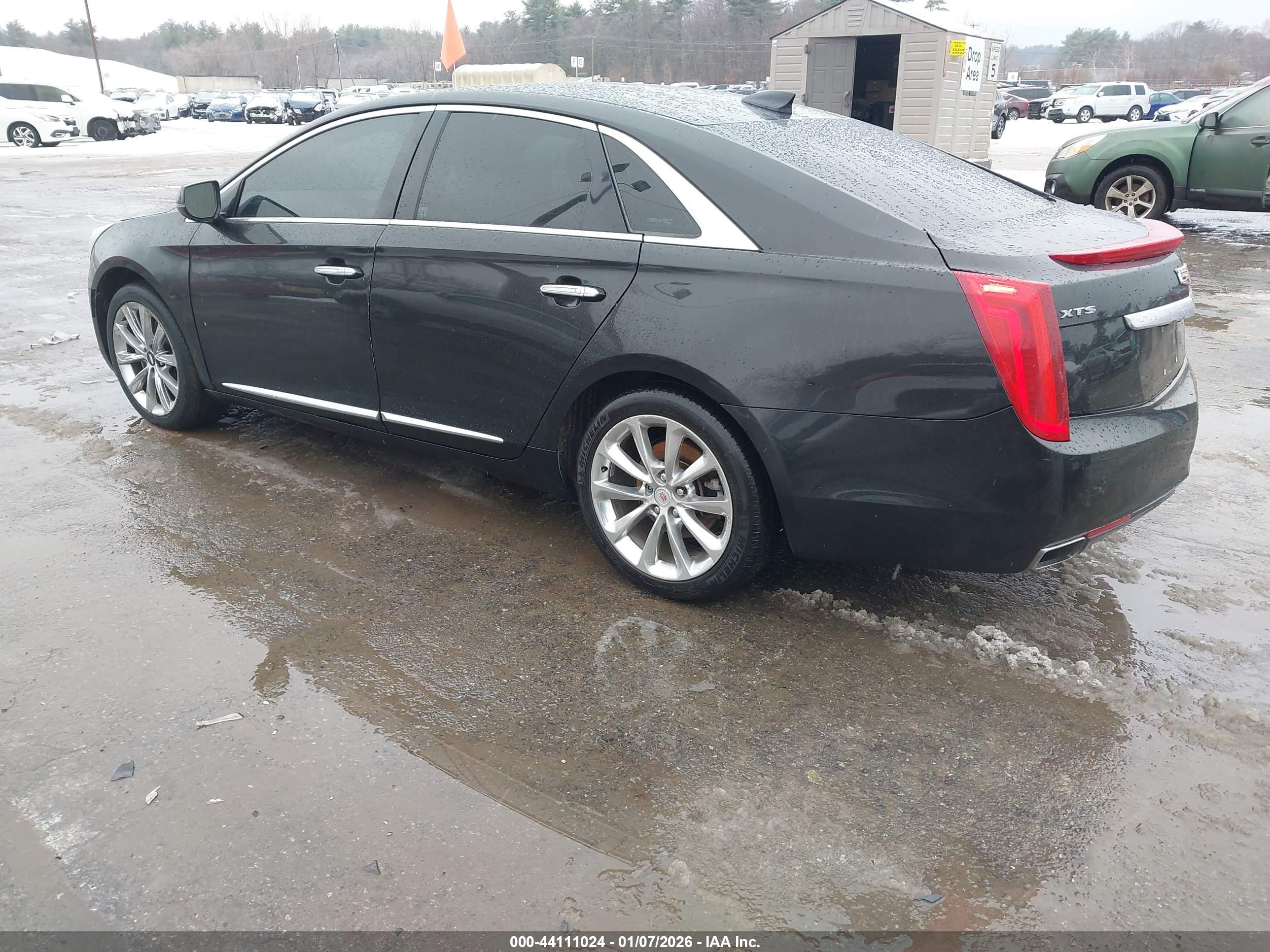 CADILLAC XTS image 3