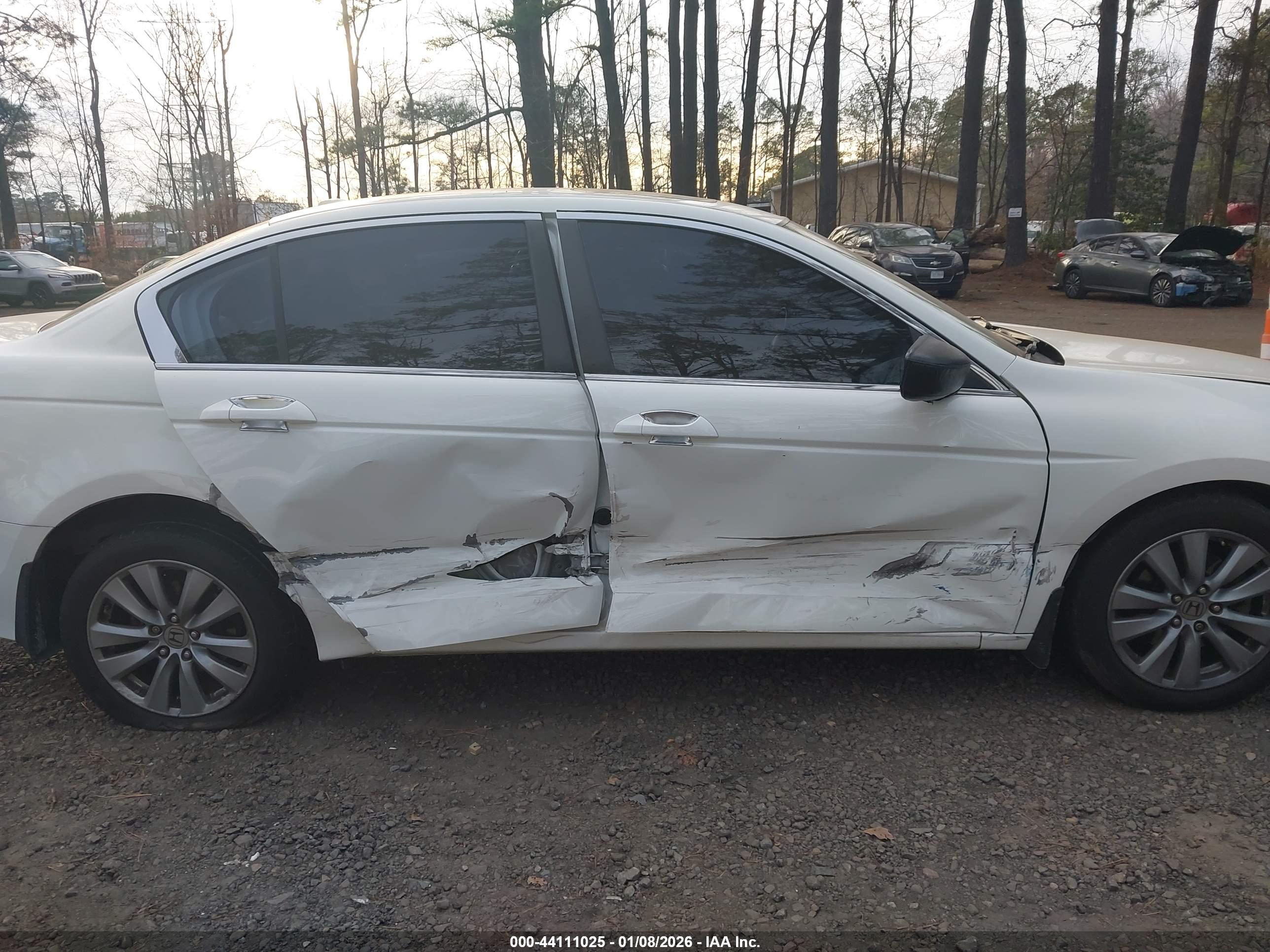 HONDA ACCORD image 6
