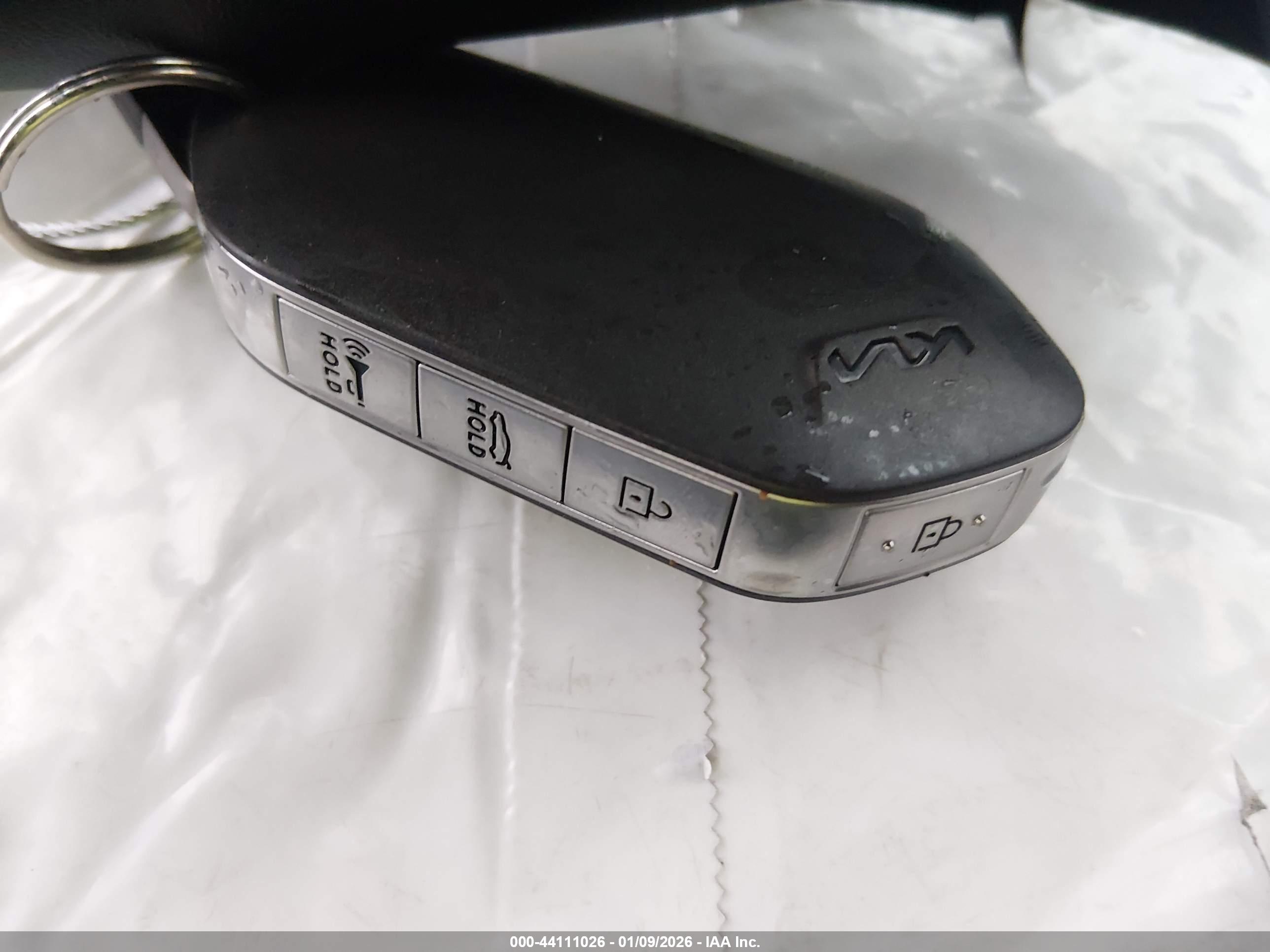 KIA K4 image 11