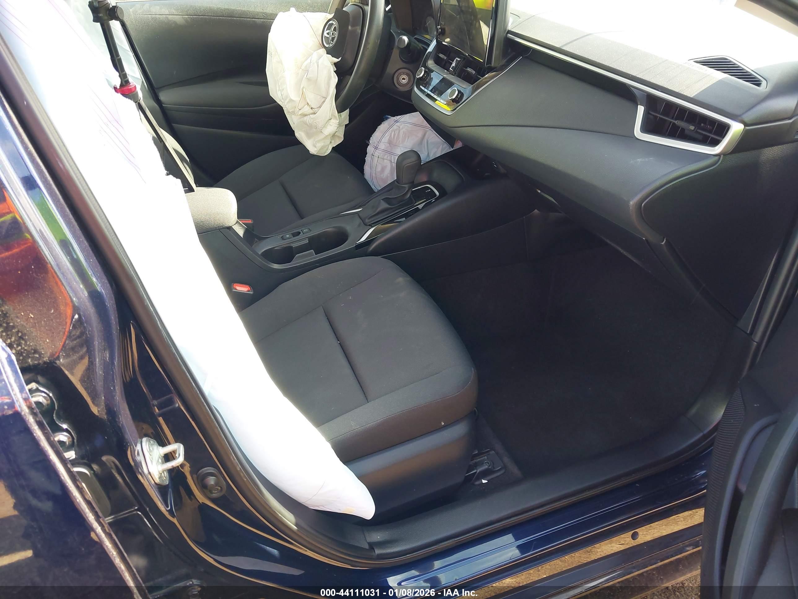 TOYOTA COROLLA image 5