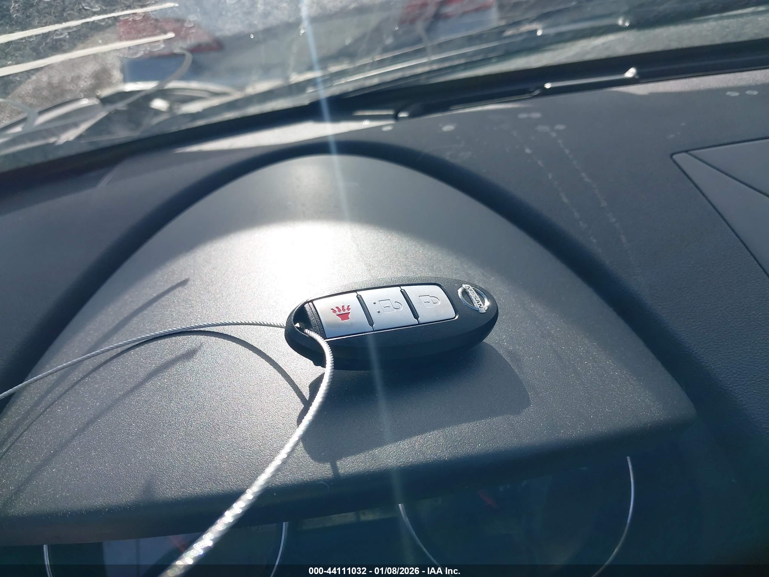 NISSAN ROGUE image 11