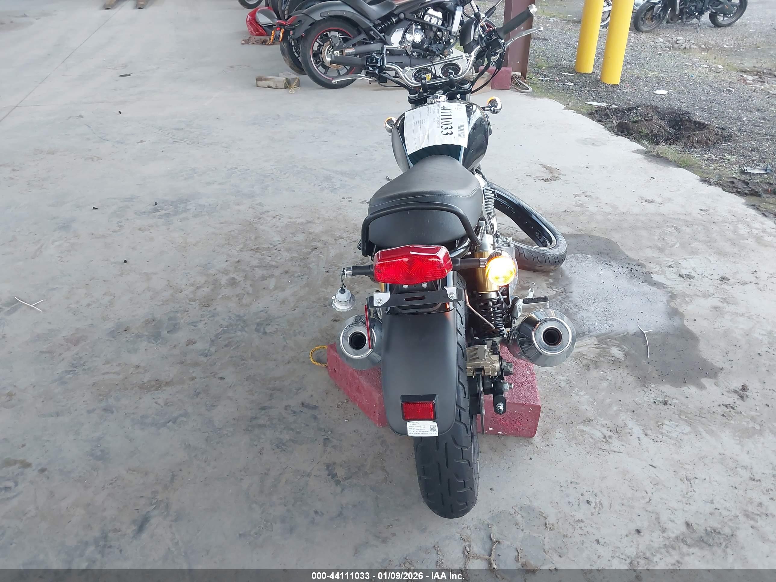 ROYAL ENFIELD image 6