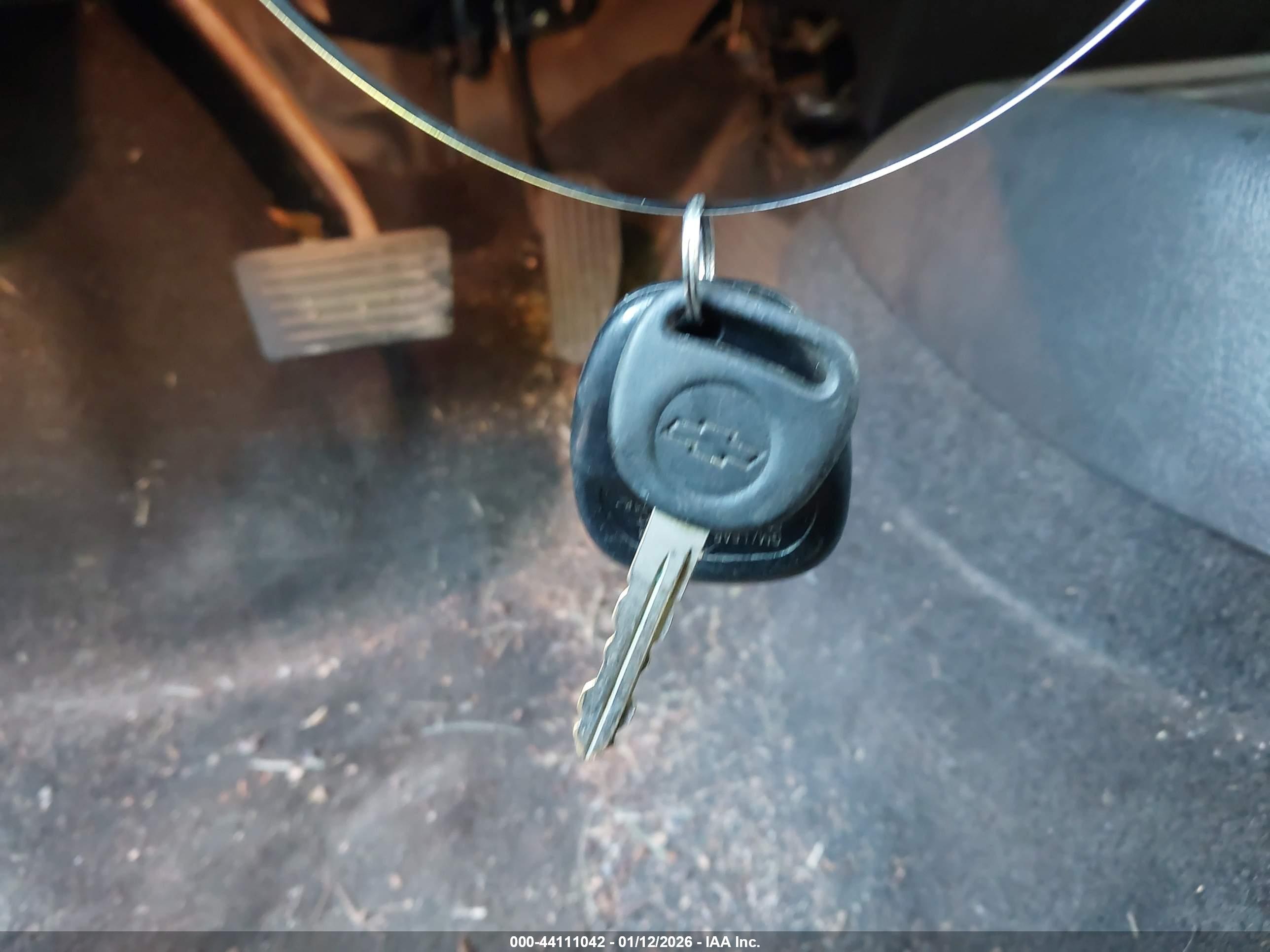 CHEVROLET BLAZER image 11