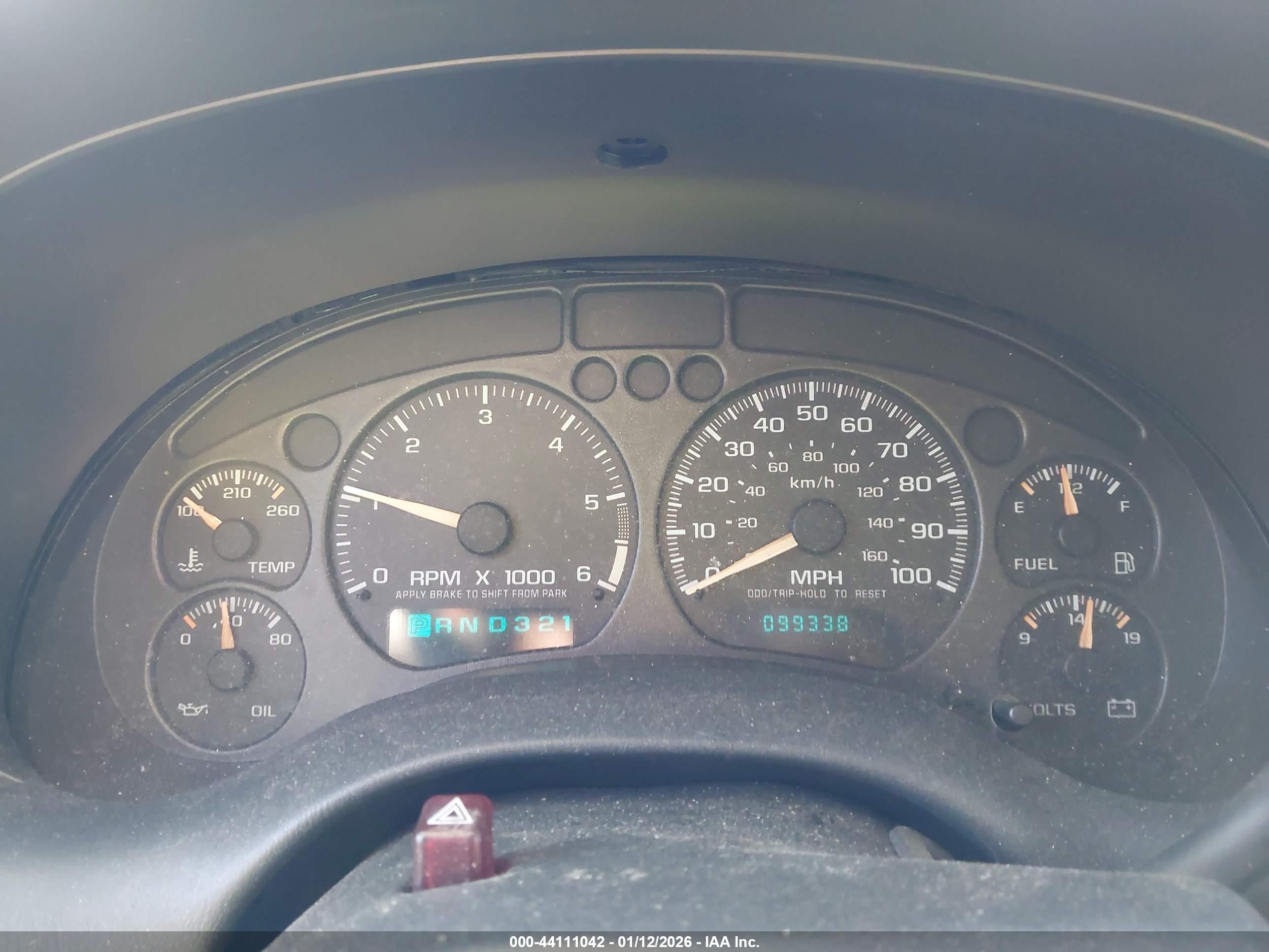 CHEVROLET BLAZER image 7