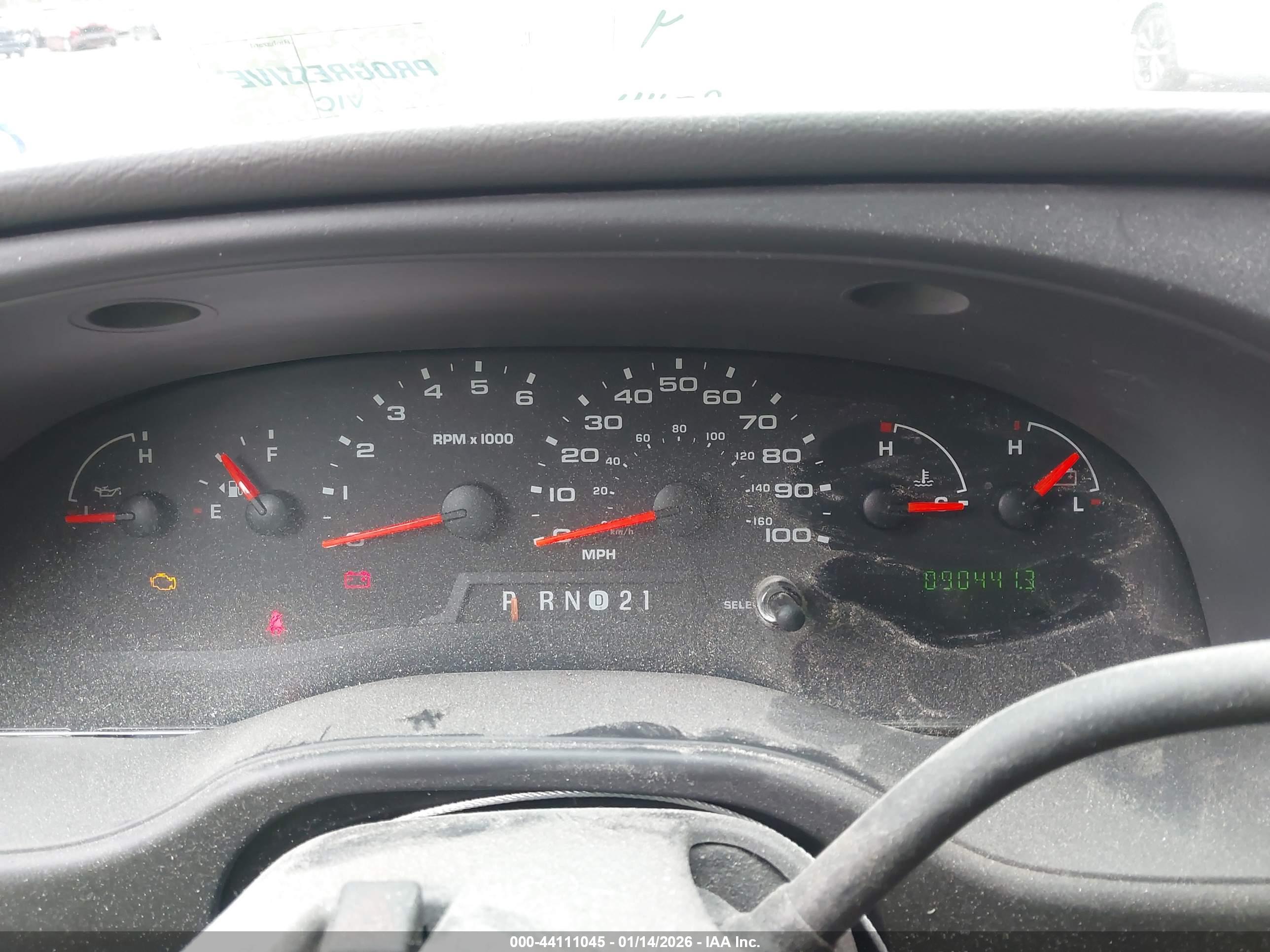 FORD E-150 image 7