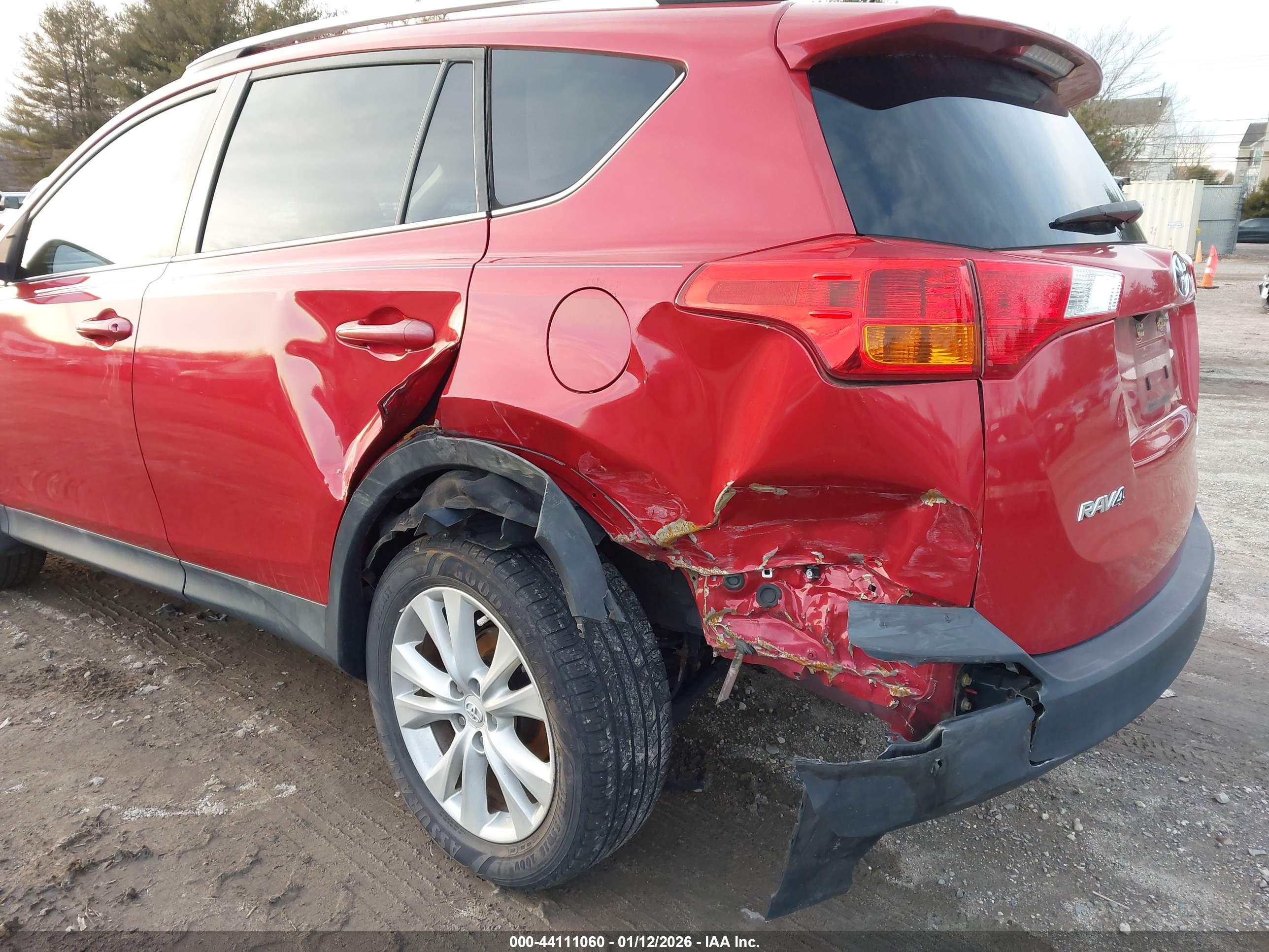 TOYOTA RAV4 image 6