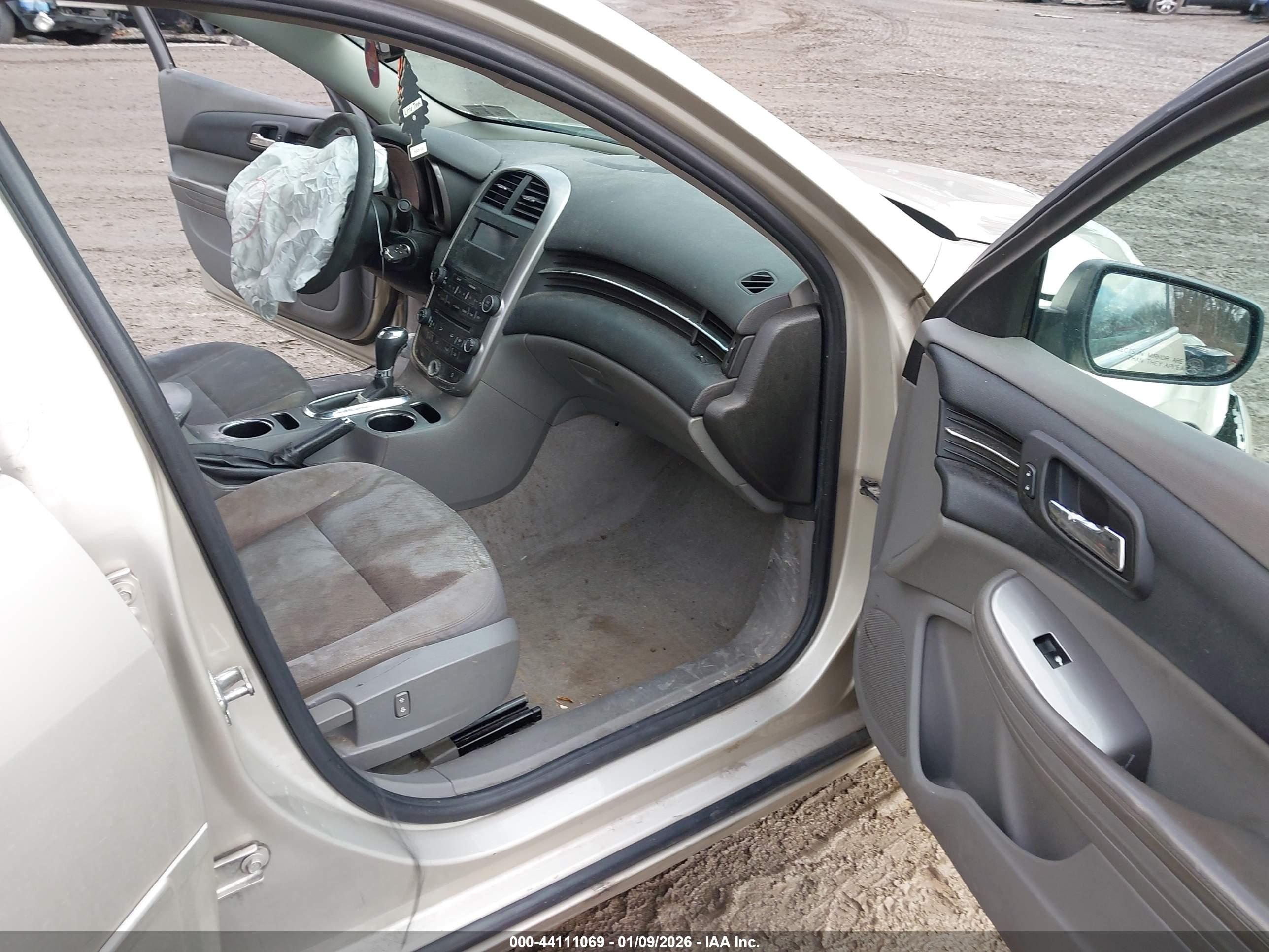 CHEVROLET MALIBU image 5