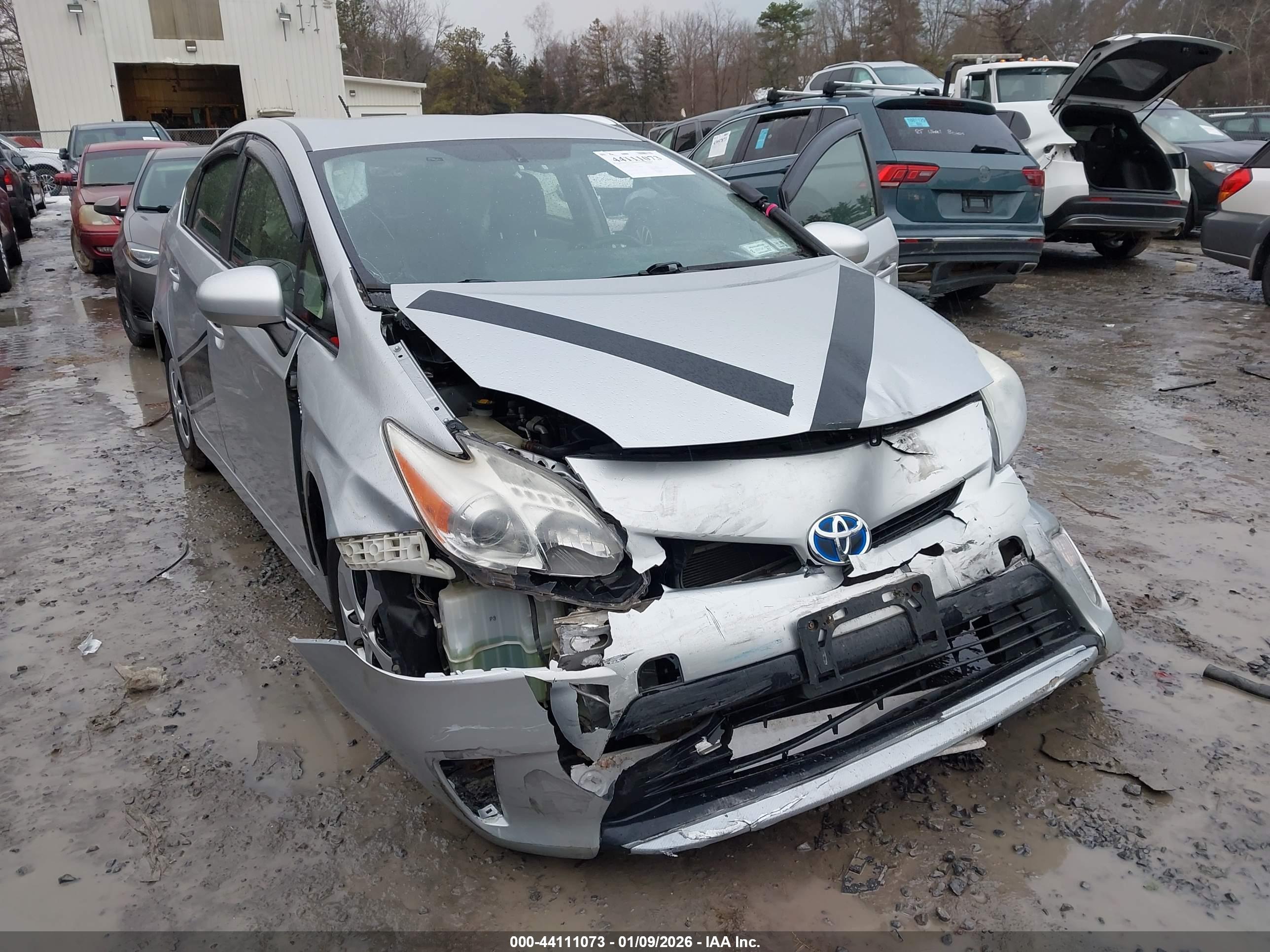 TOYOTA PRIUS image 6