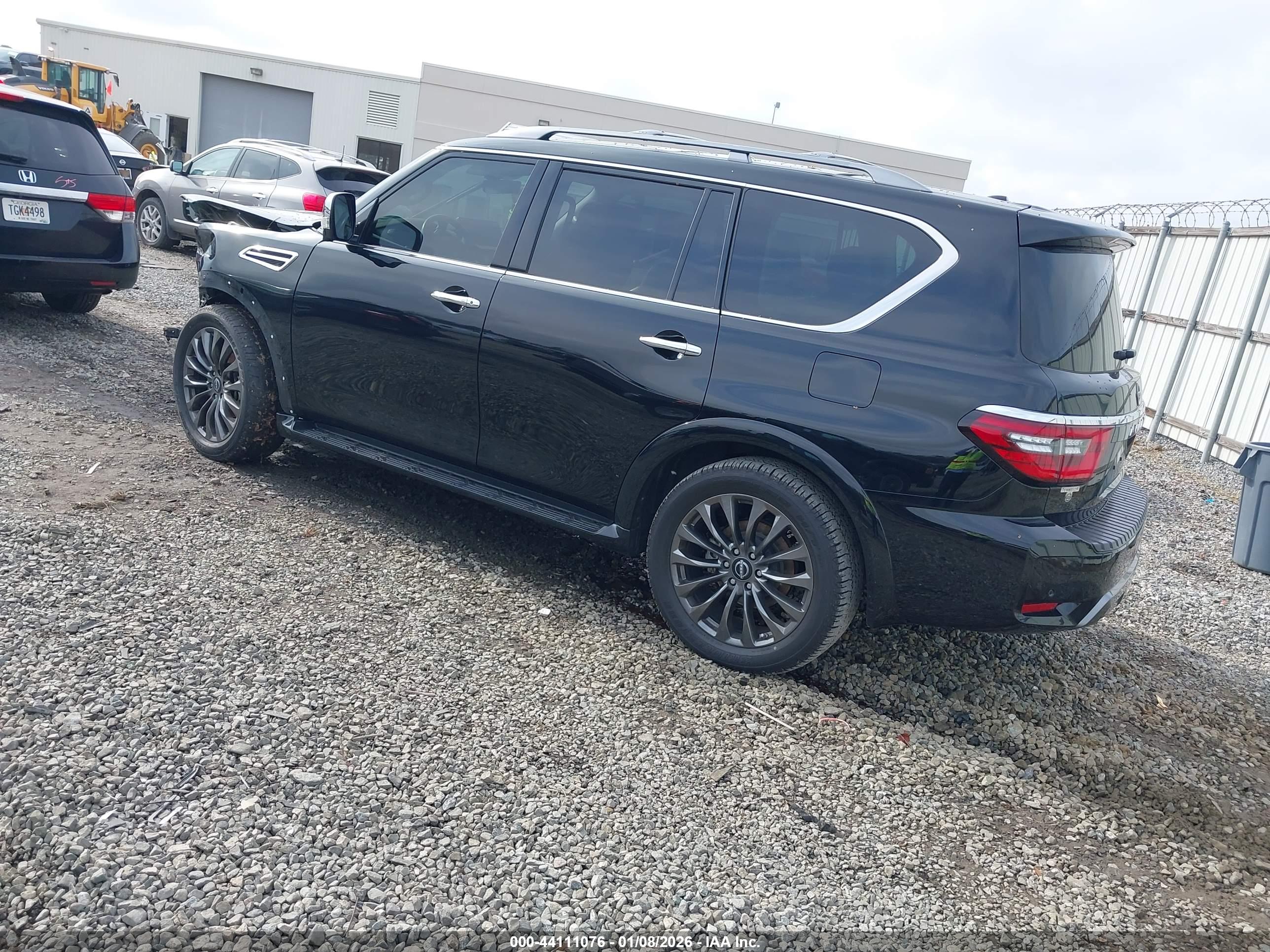 NISSAN ARMADA image 3