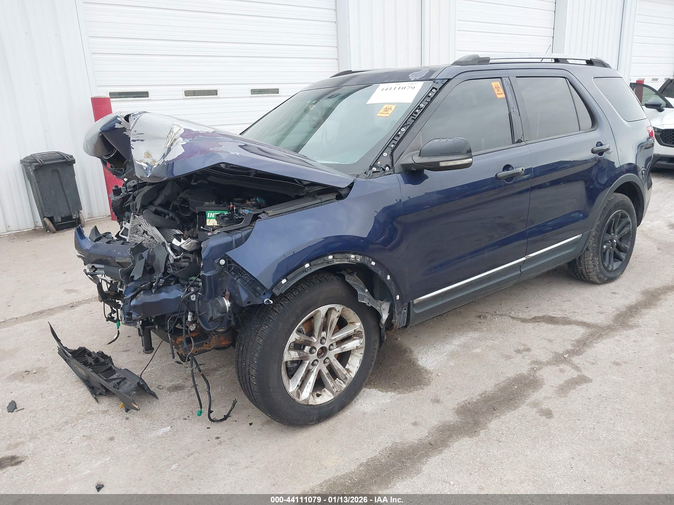 FORD EXPLORER image 2