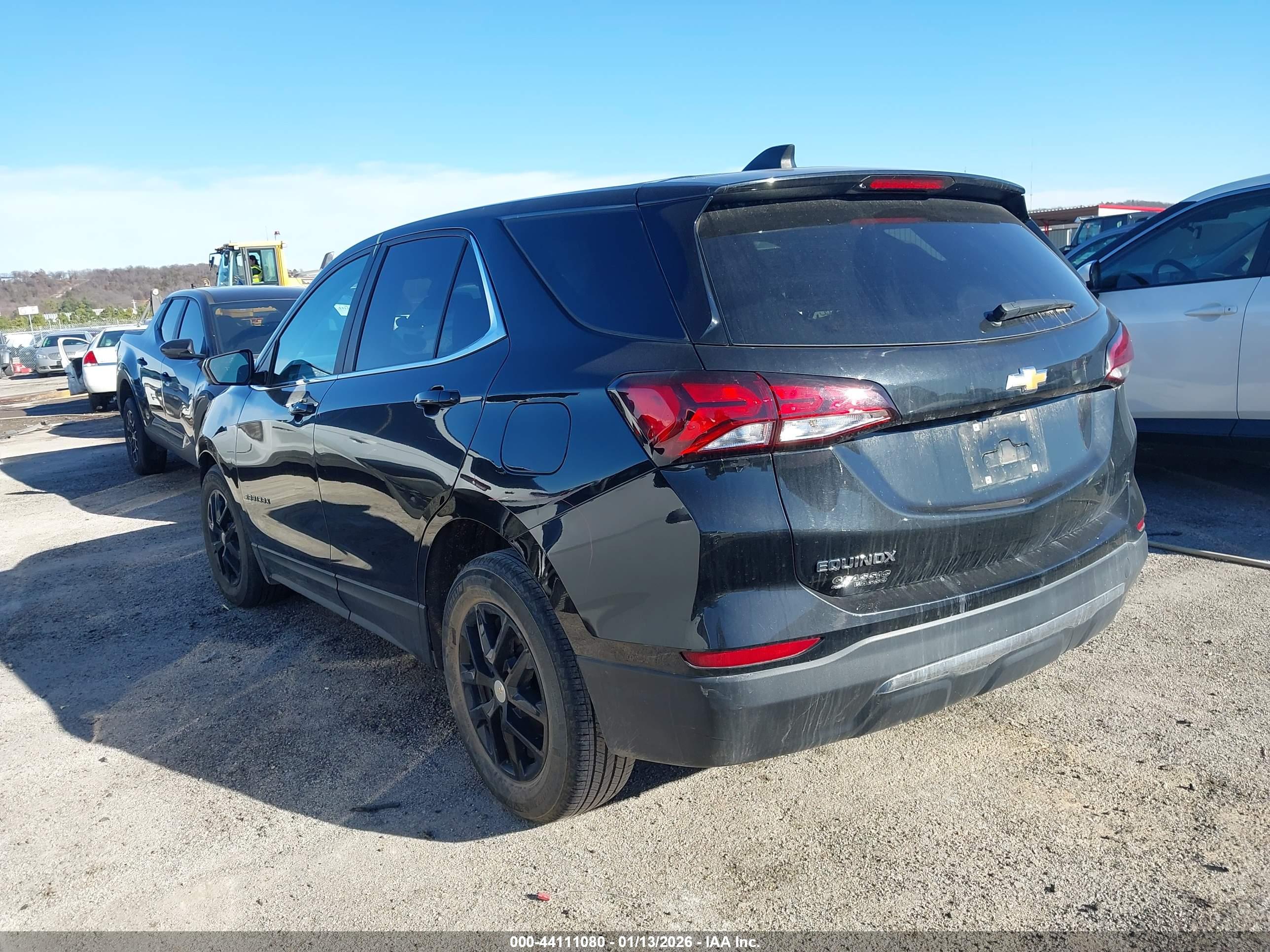 CHEVROLET EQUINOX image 3