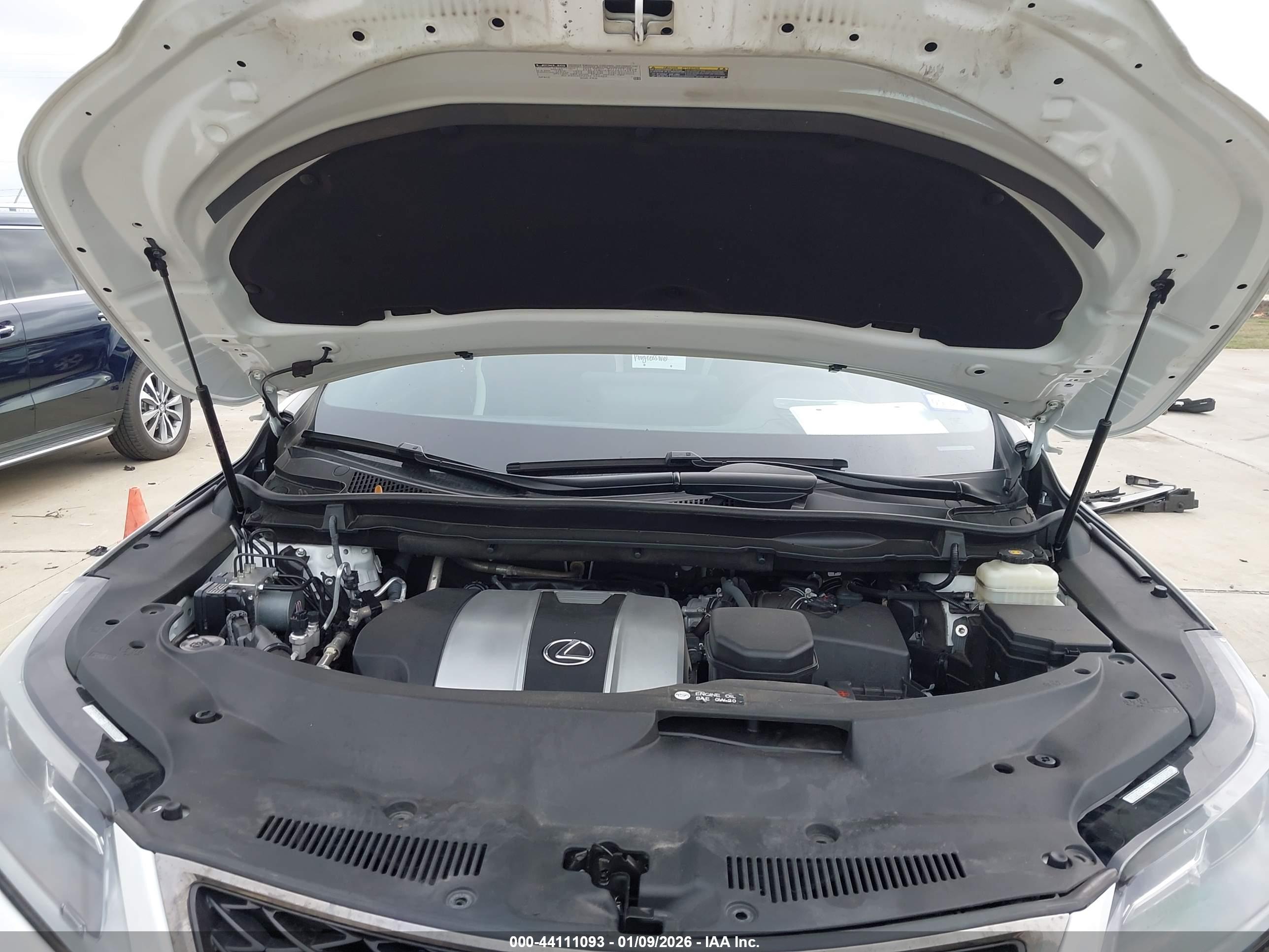 LEXUS RX image 10