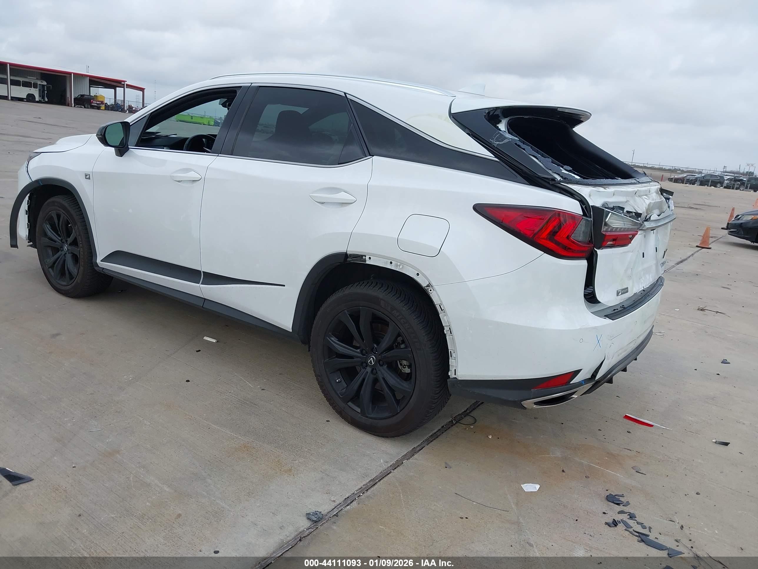 LEXUS RX image 3