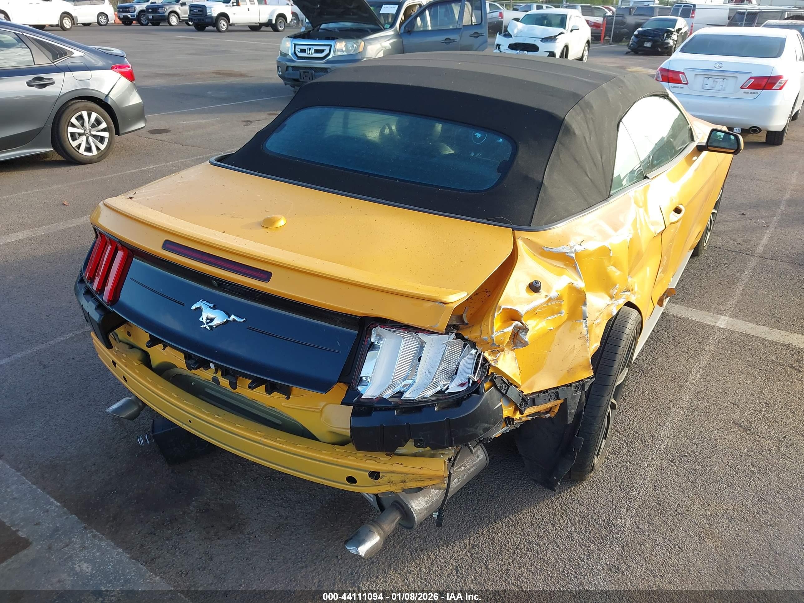 FORD MUSTANG image 6