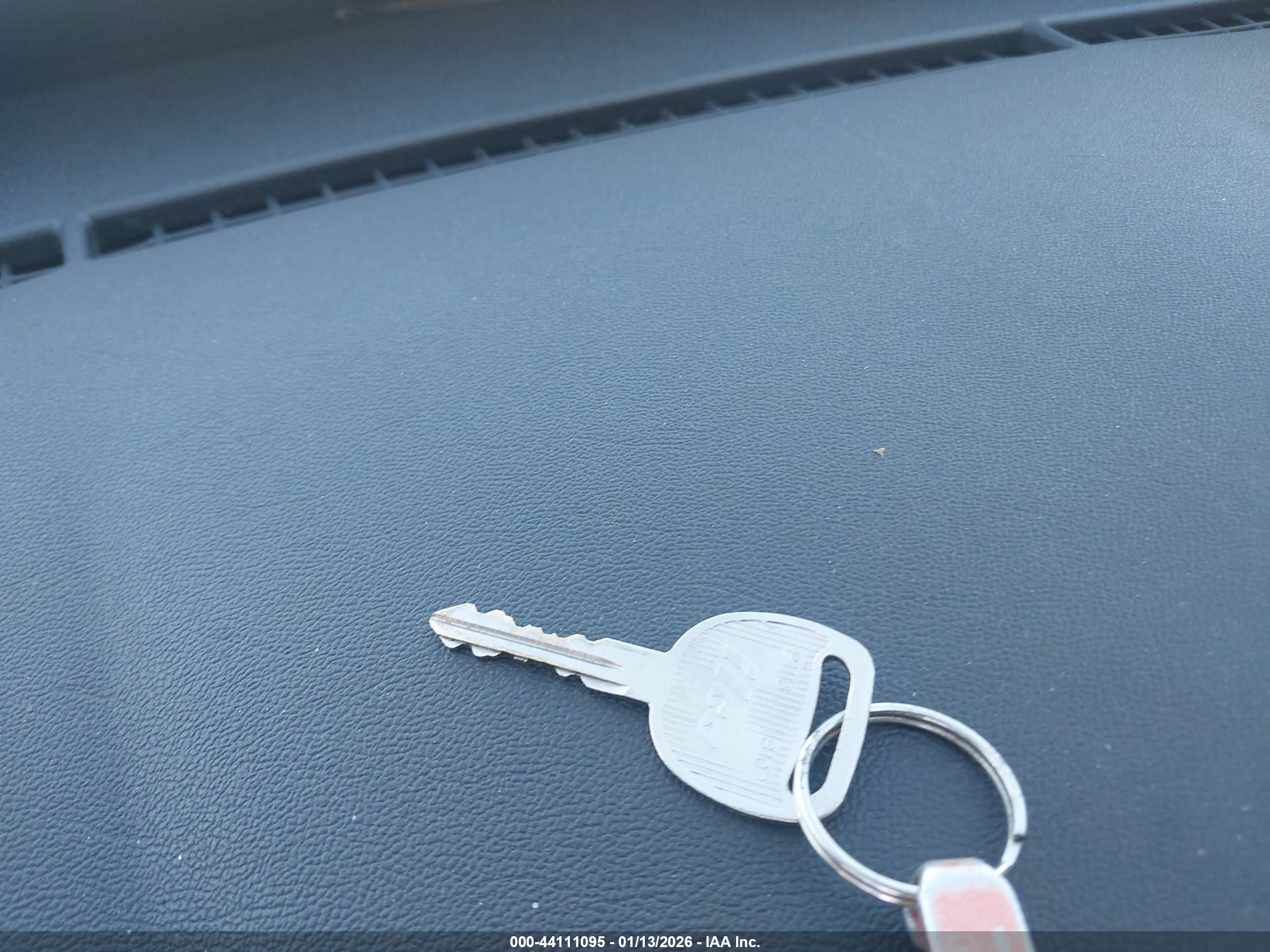 CHEVROLET EQUINOX image 11