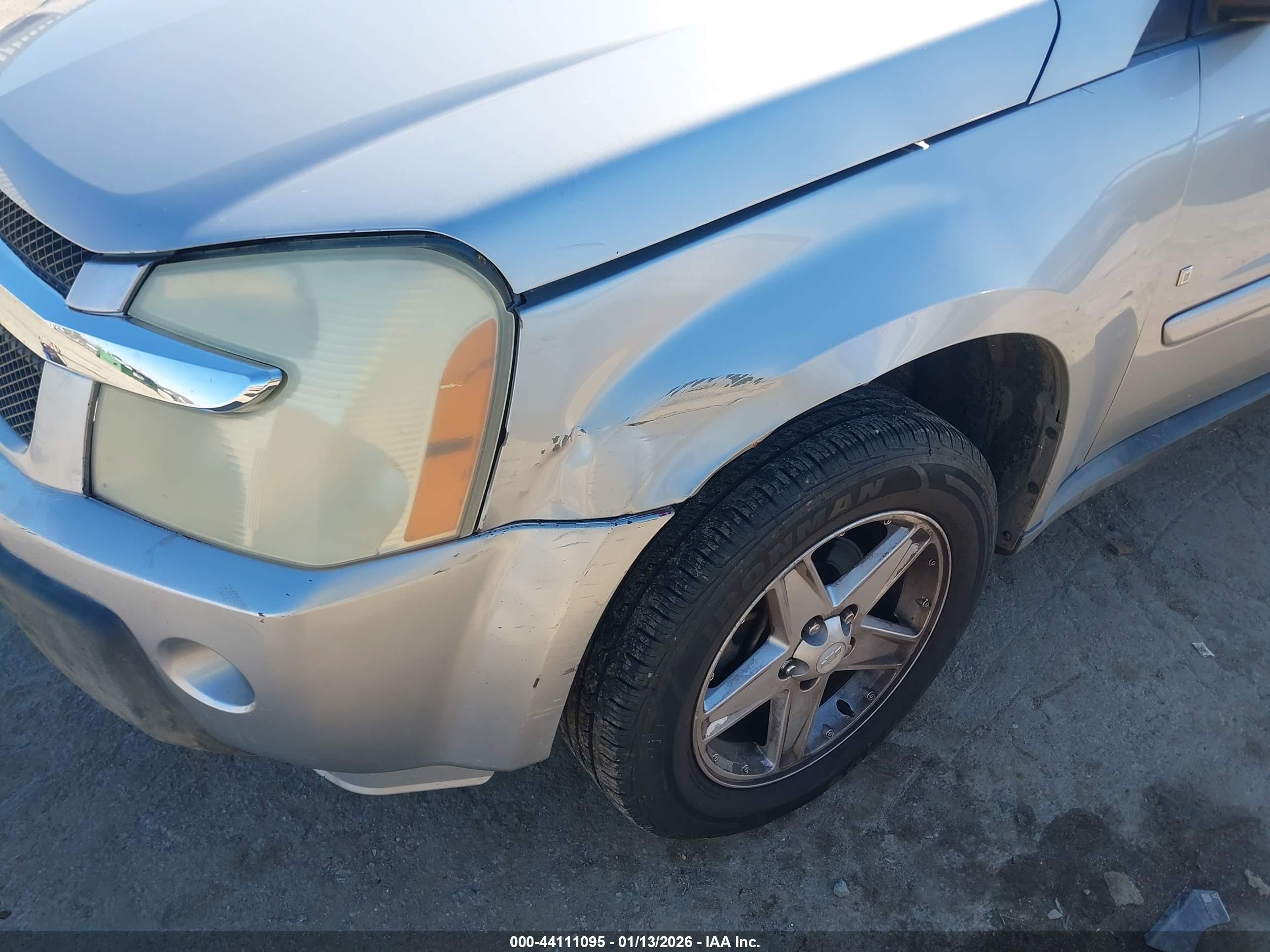 CHEVROLET EQUINOX image 6