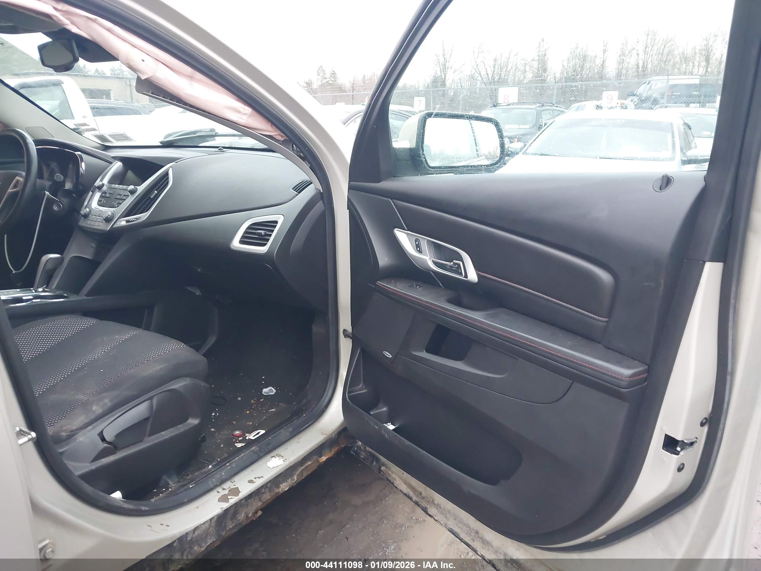 GMC TERRAIN image 5