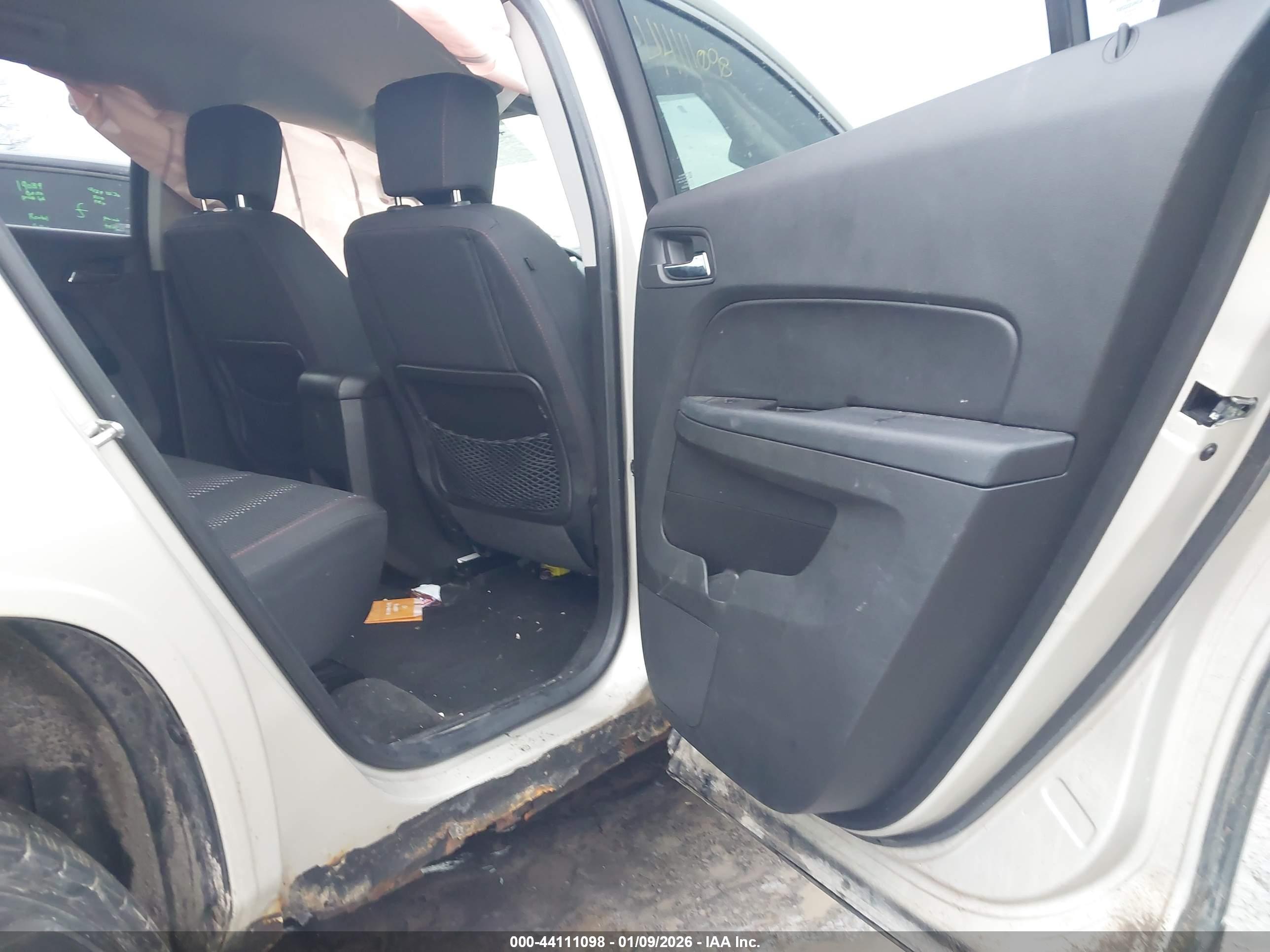 GMC TERRAIN image 8