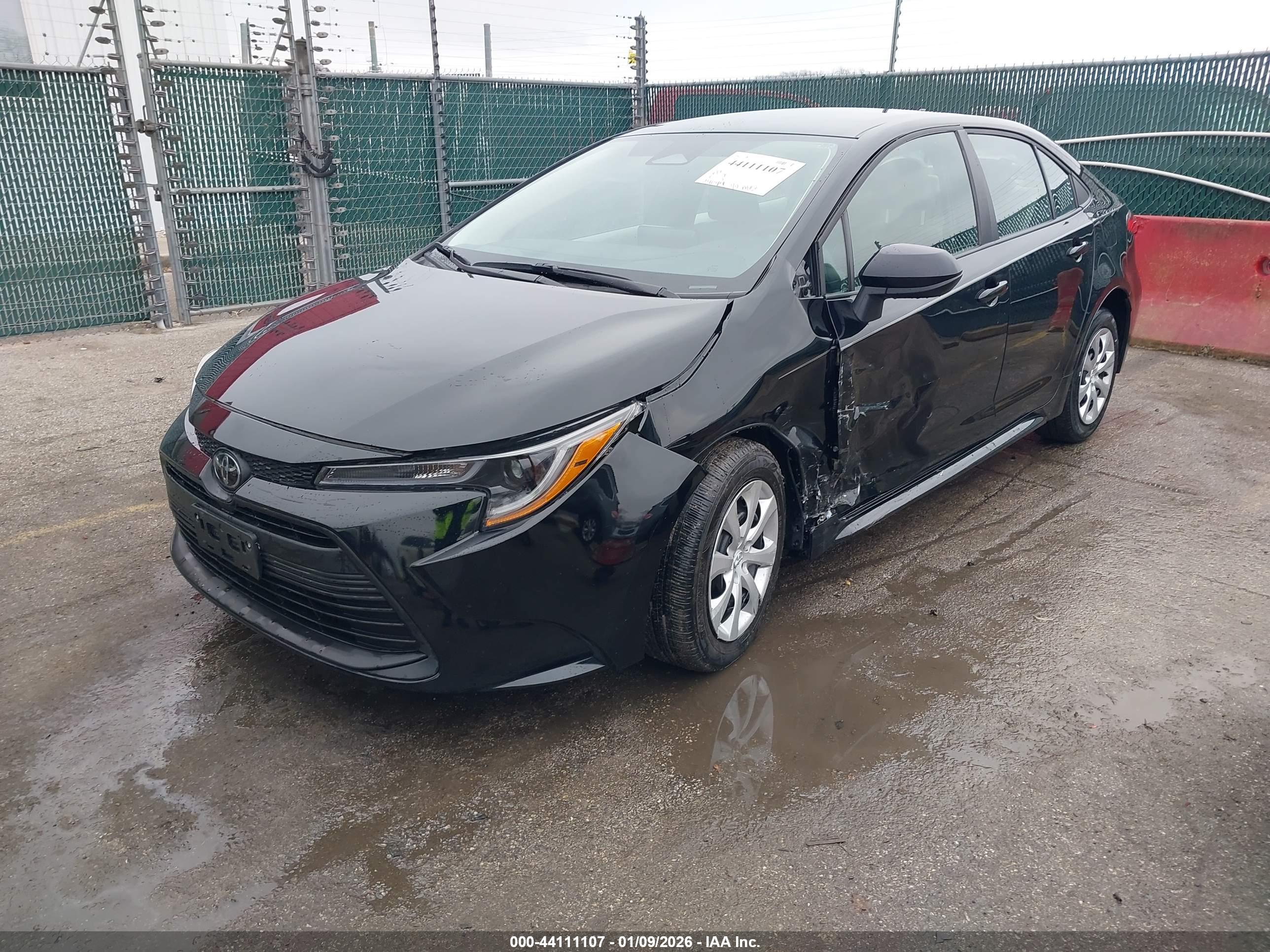 TOYOTA COROLLA image 2