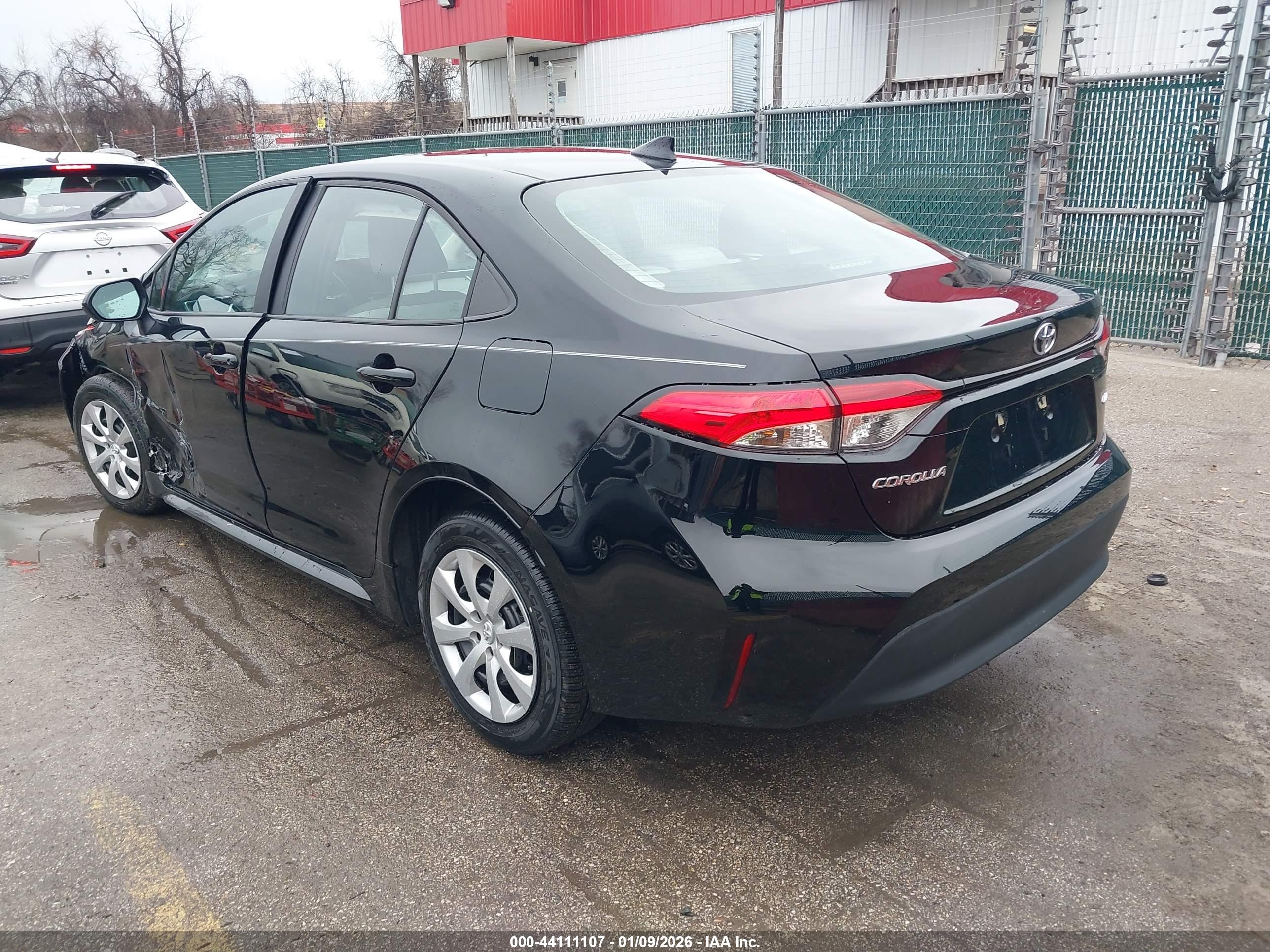 TOYOTA COROLLA image 3