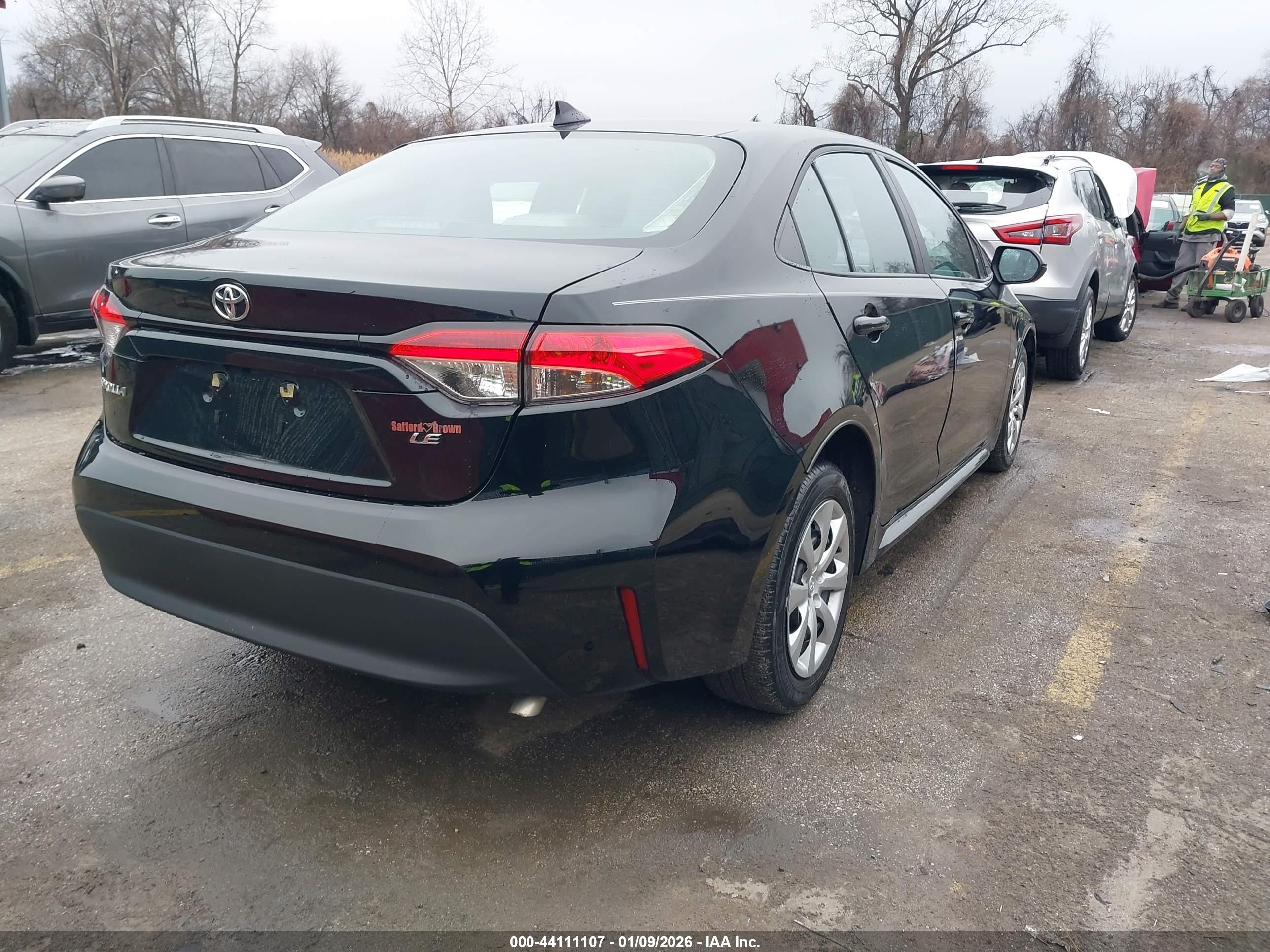 TOYOTA COROLLA image 4