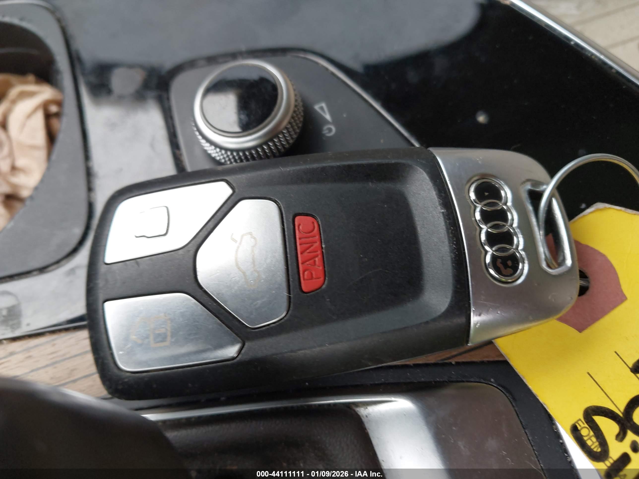 AUDI Q7 image 11