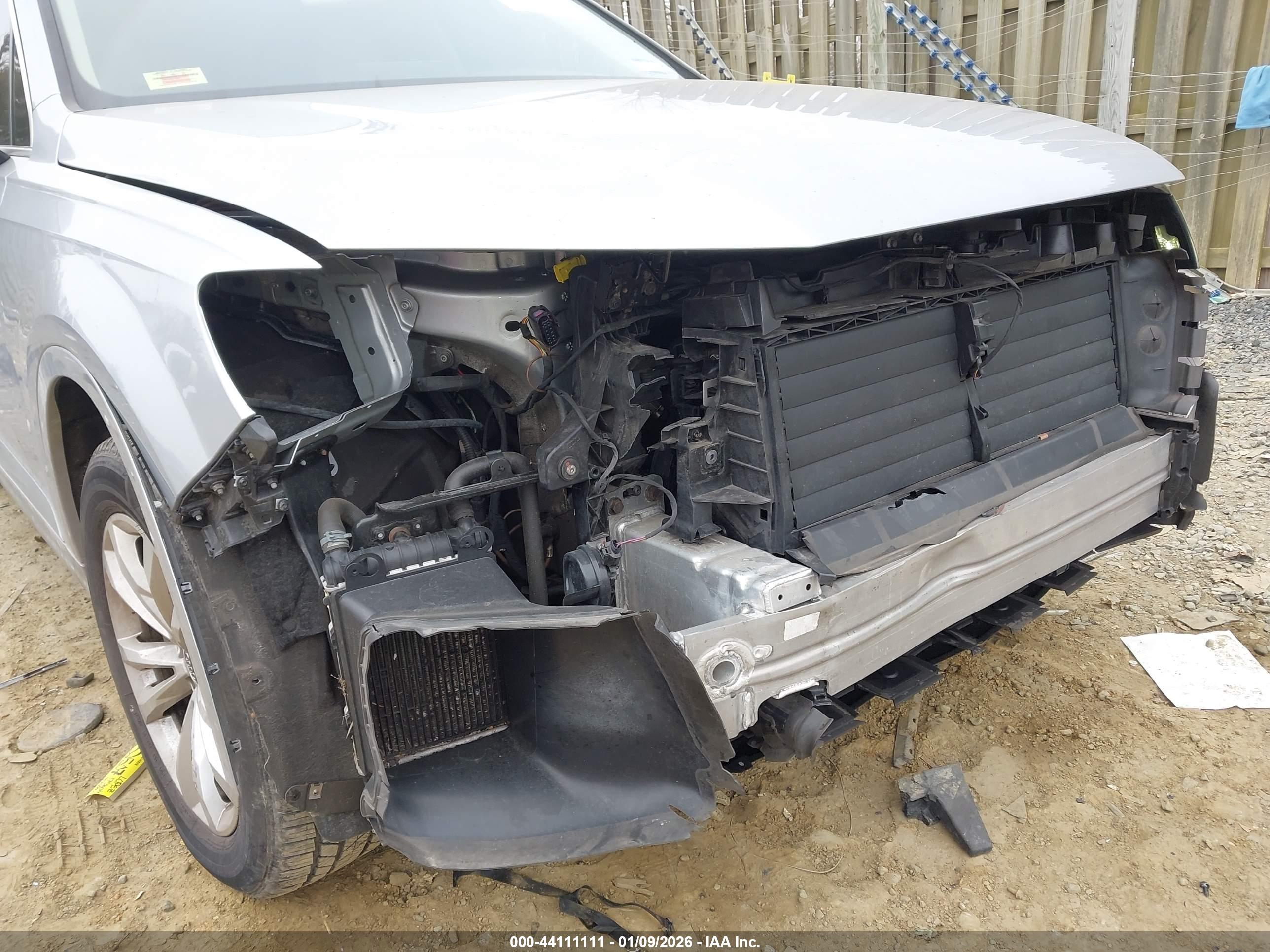 AUDI Q7 image 6