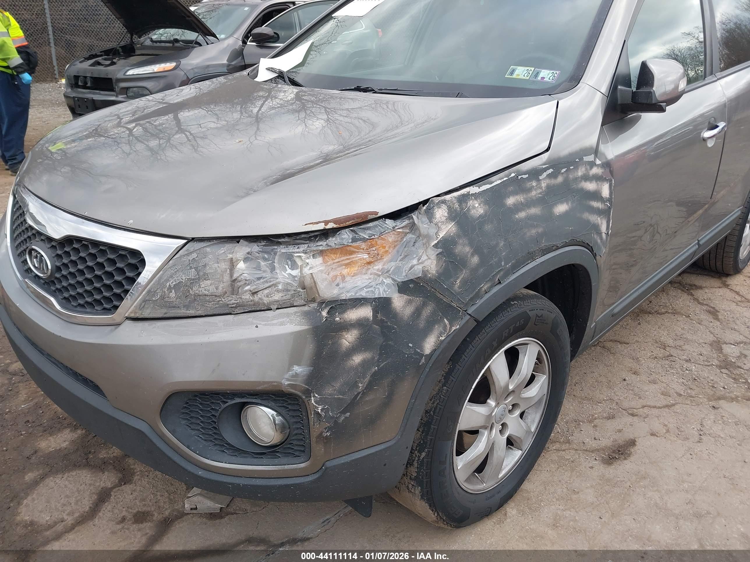 KIA SORENTO image 6